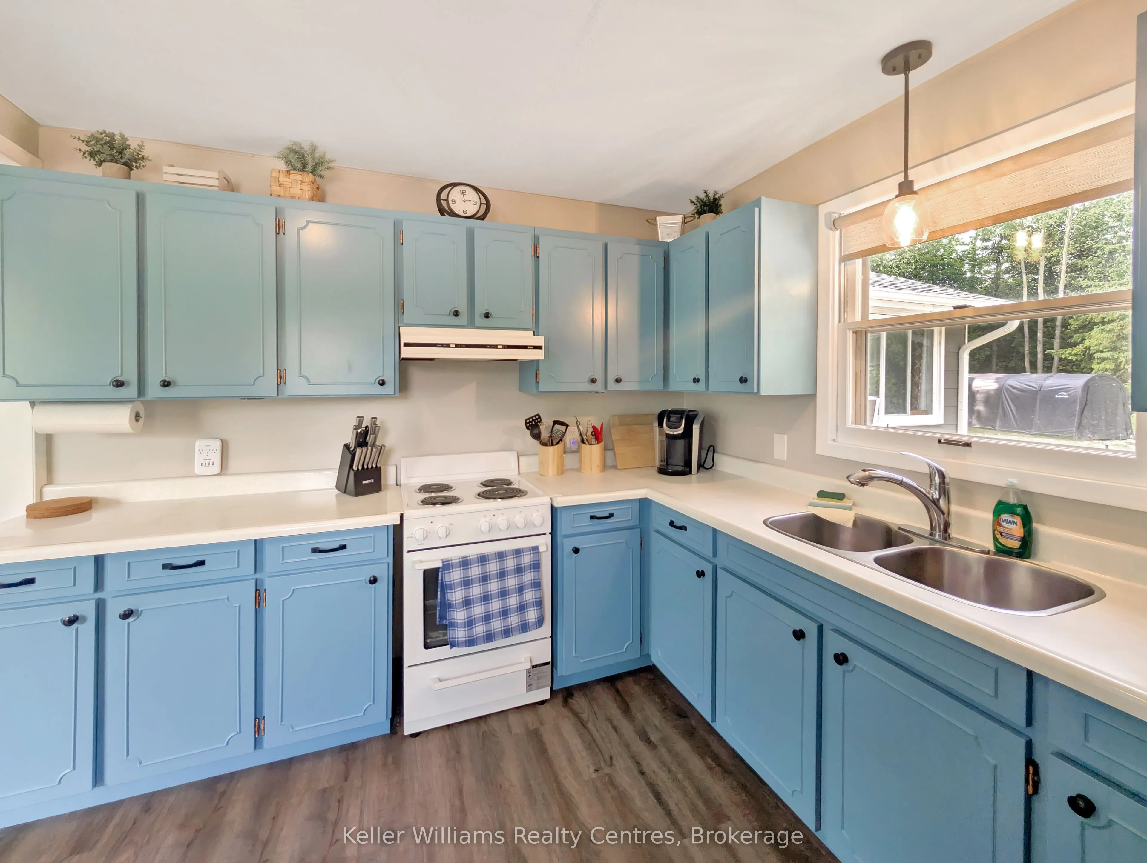 12 Pierce Street S