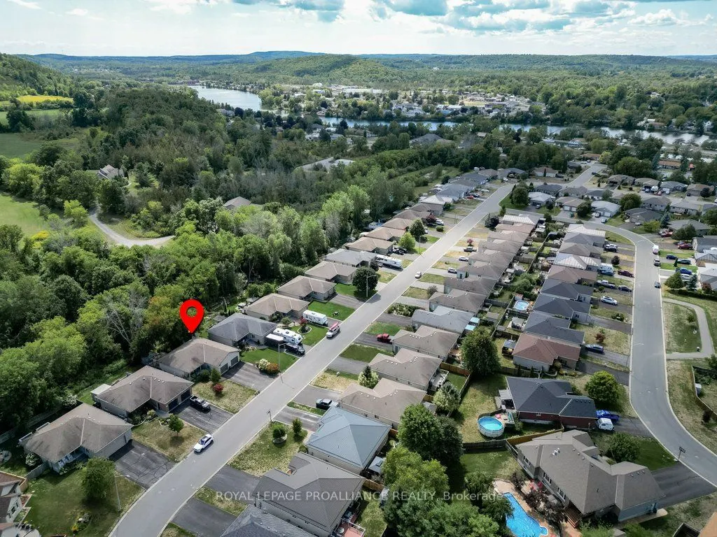 38 Cedar Creek Way