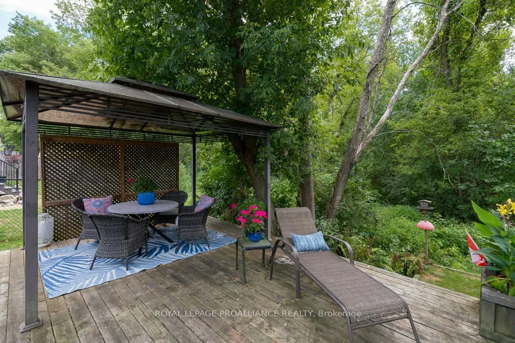 38 Cedar Creek Way