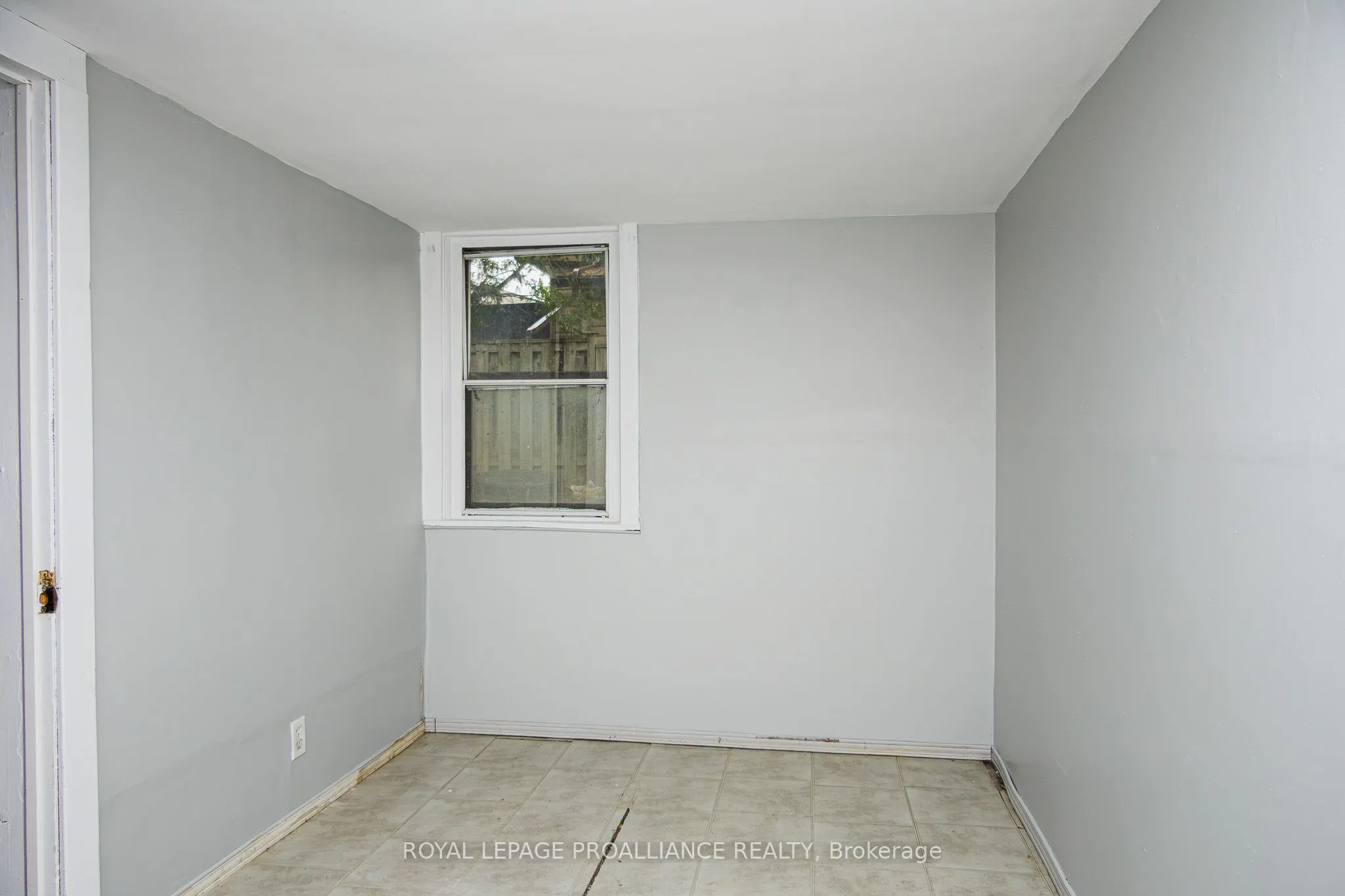 83 Lorne Avenue, #B