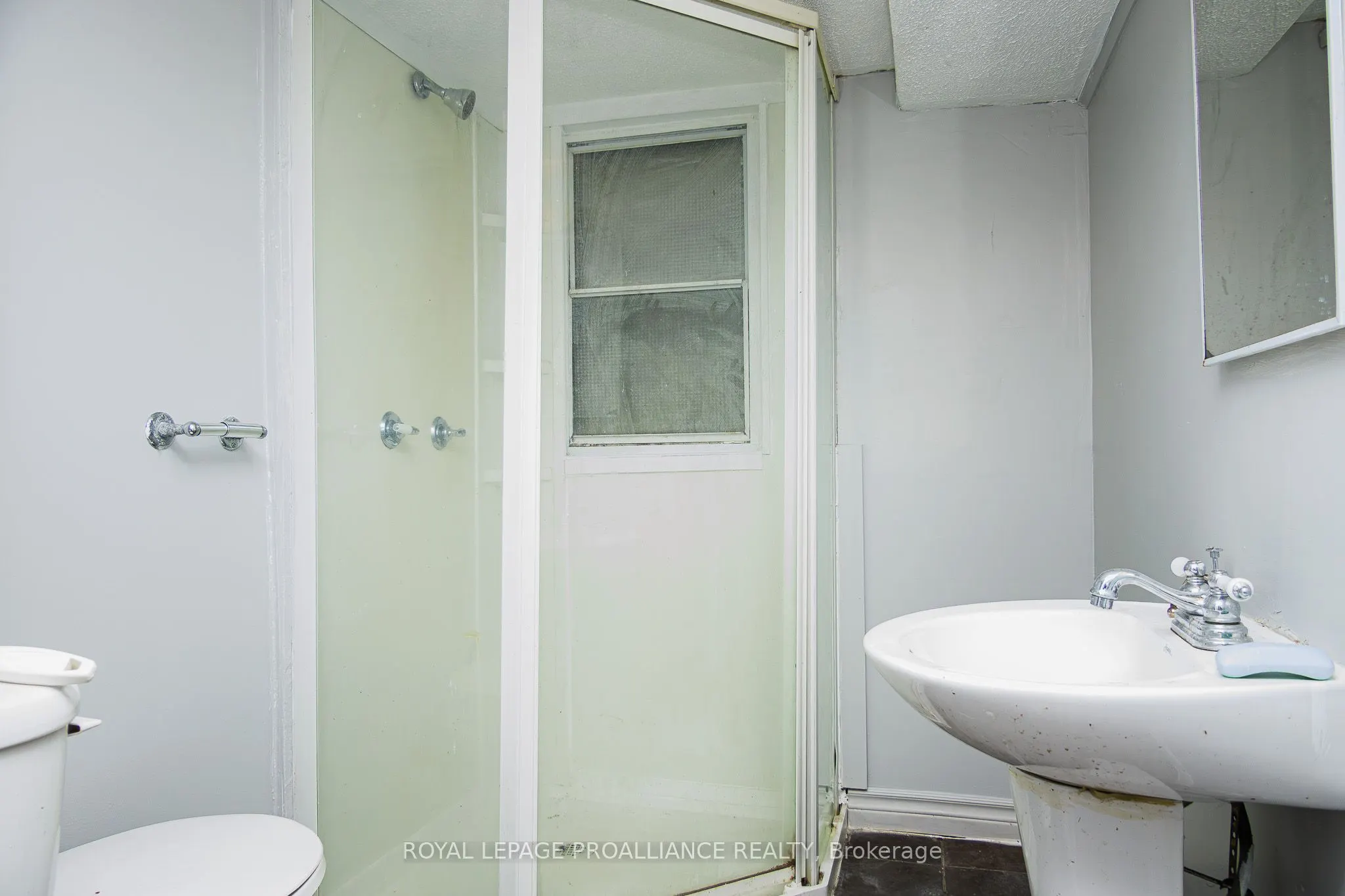 83 Lorne Avenue, #B