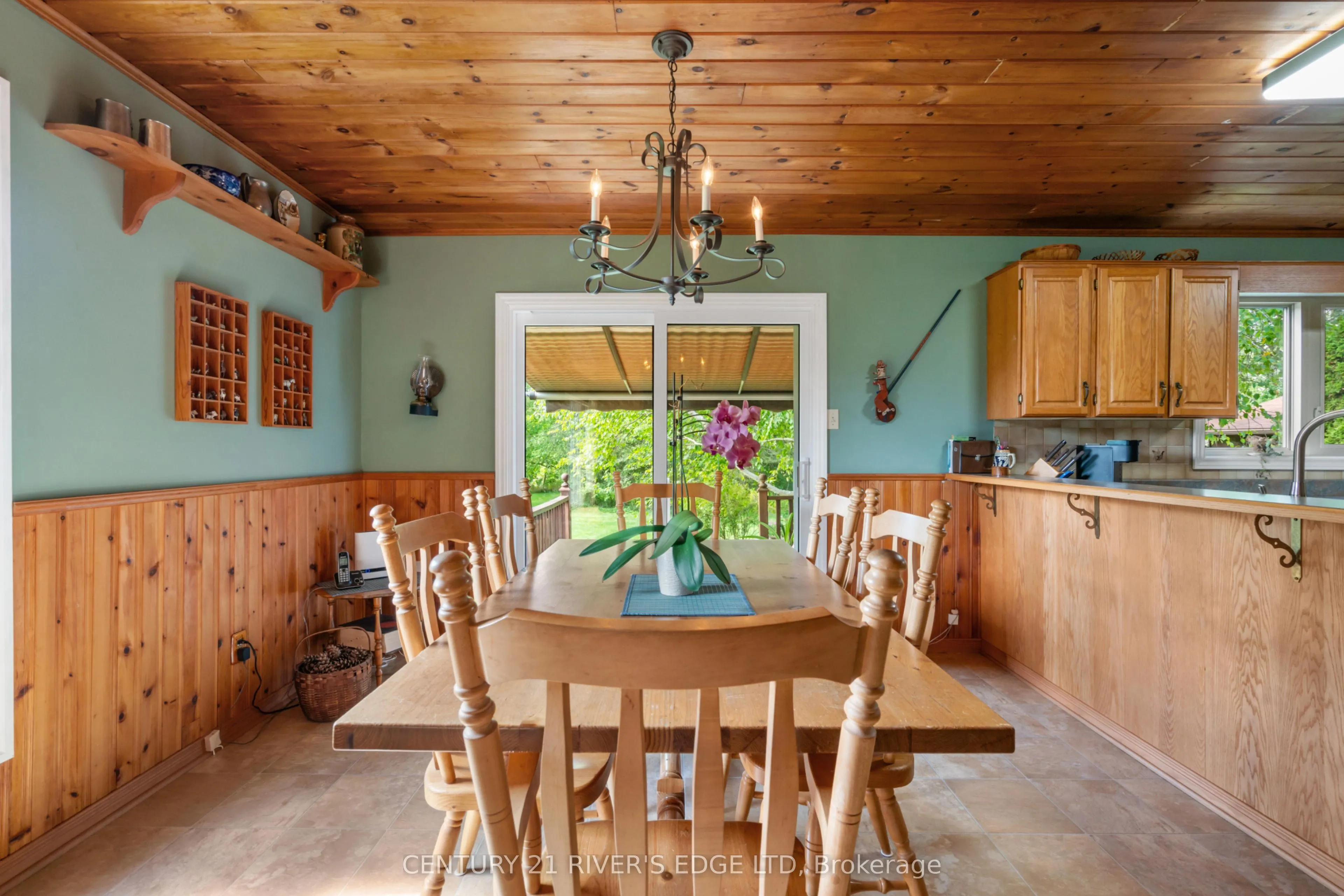814 Plumhollow Road