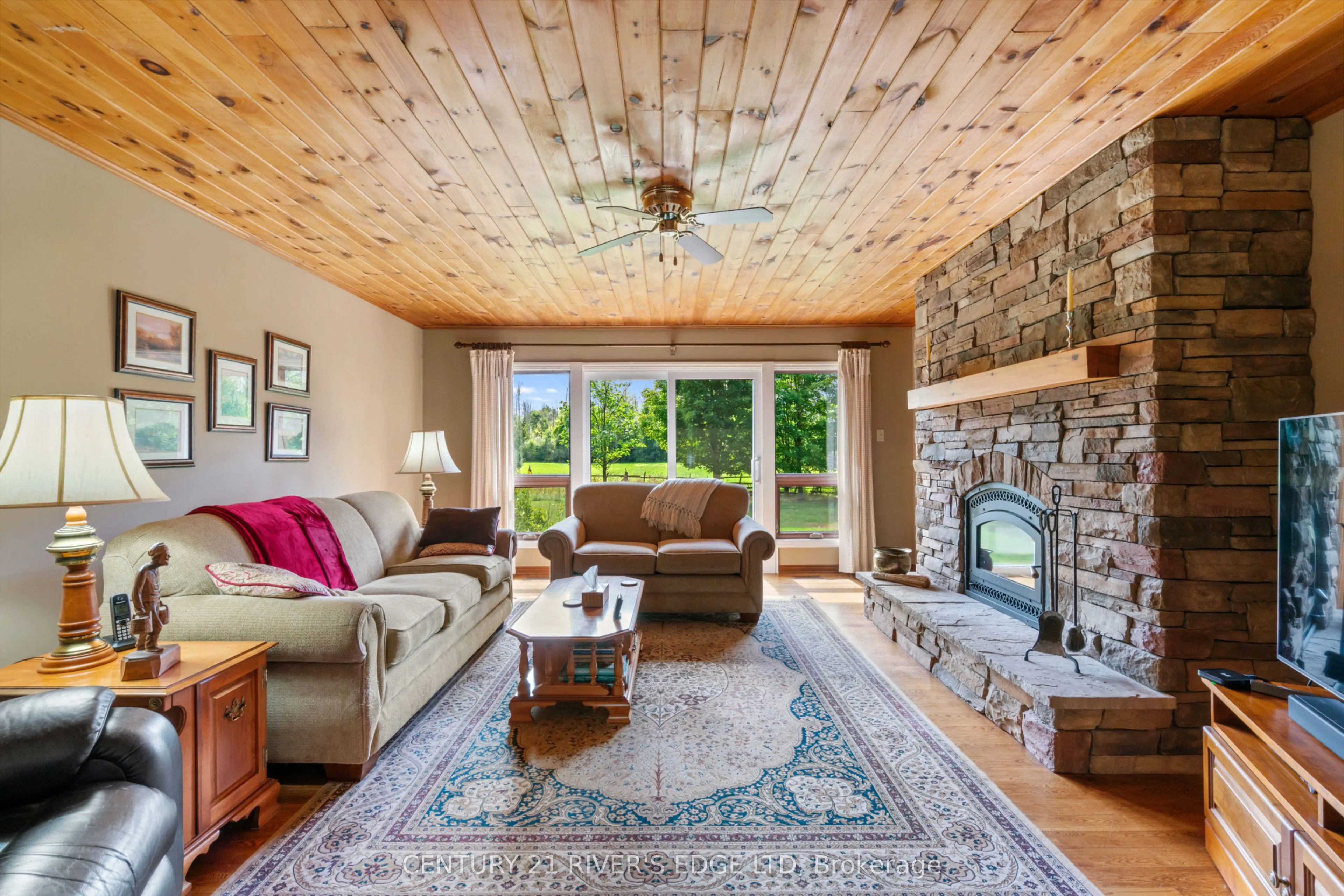 814 Plumhollow Road