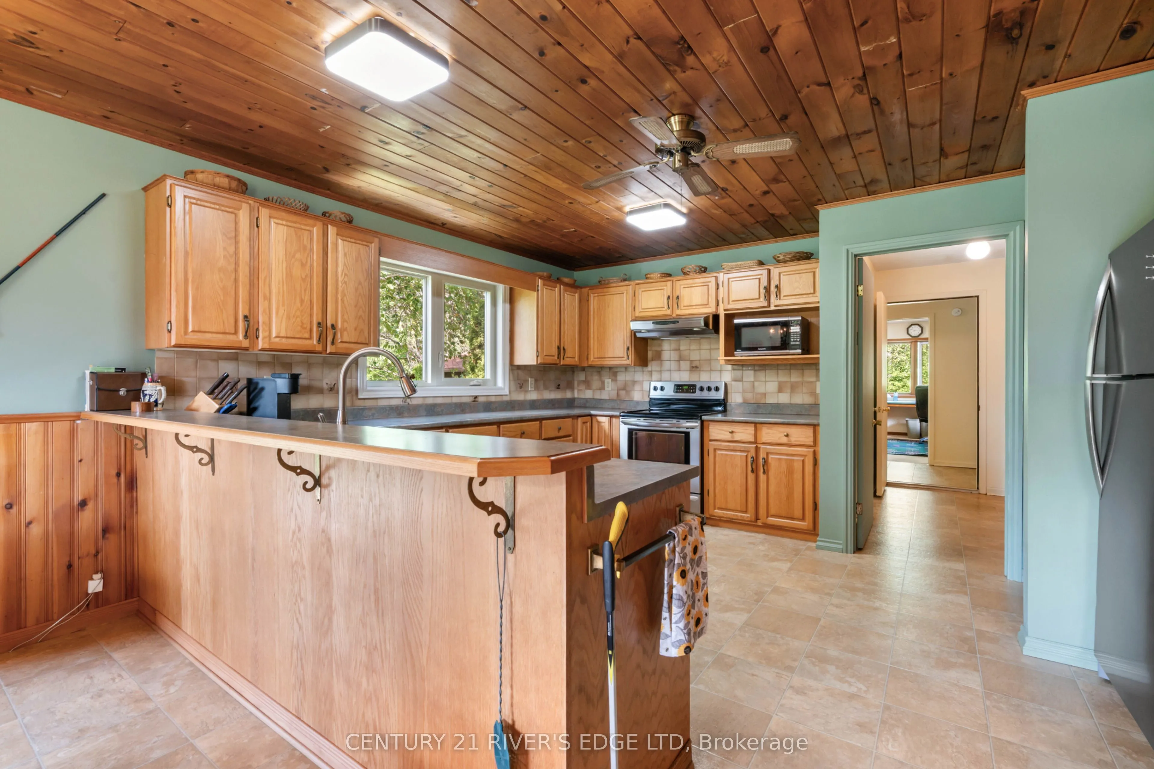 814 Plumhollow Road