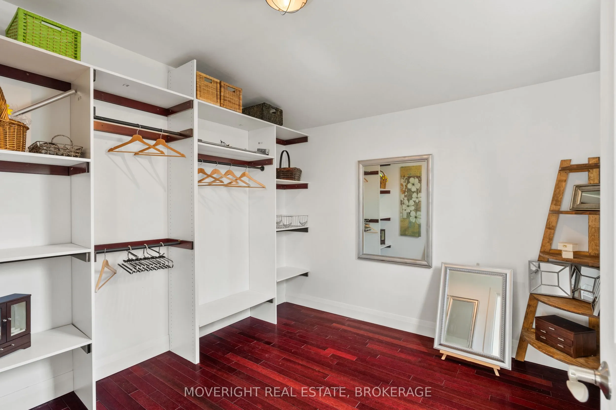 318 Beachview Avenue
