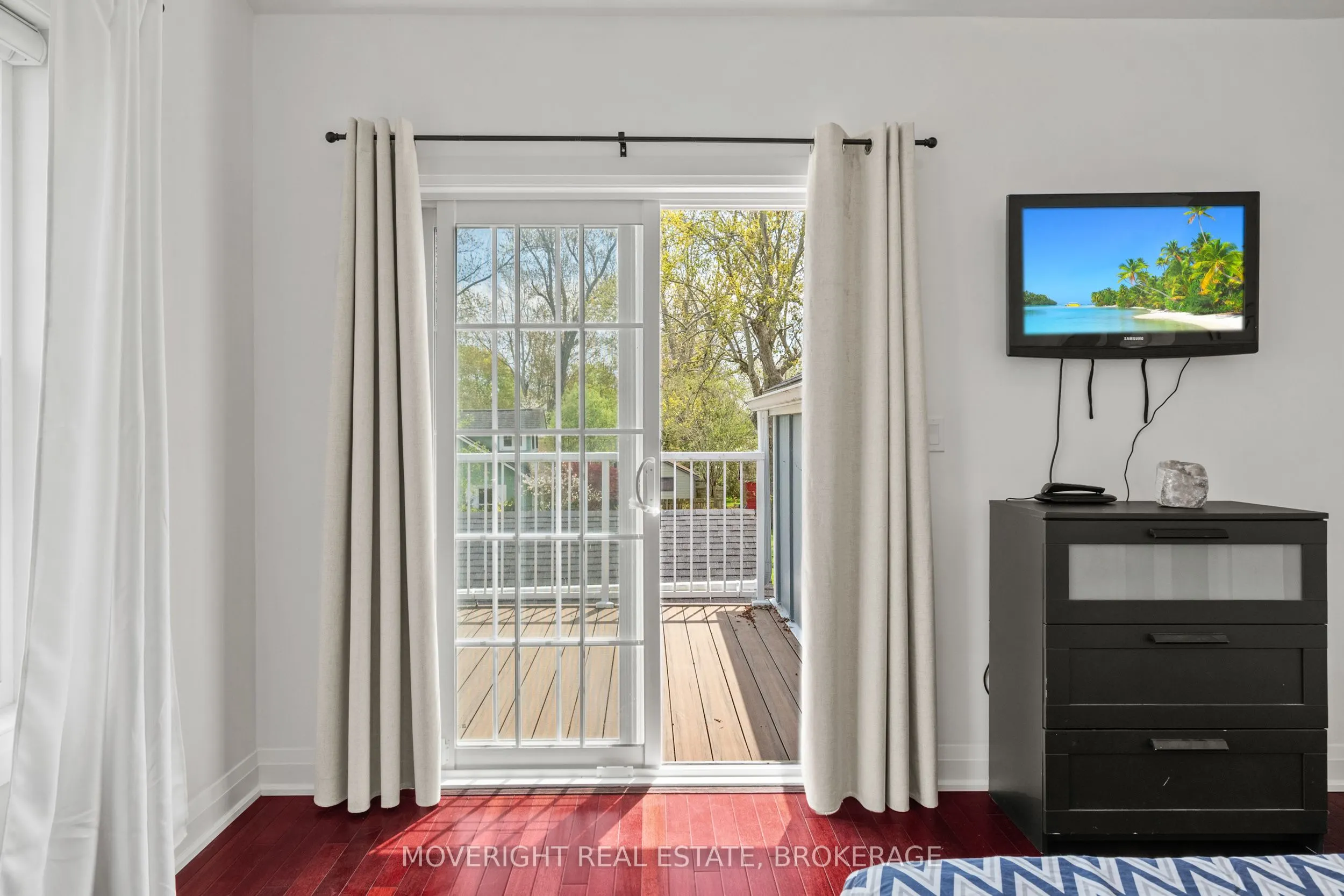 318 Beachview Avenue