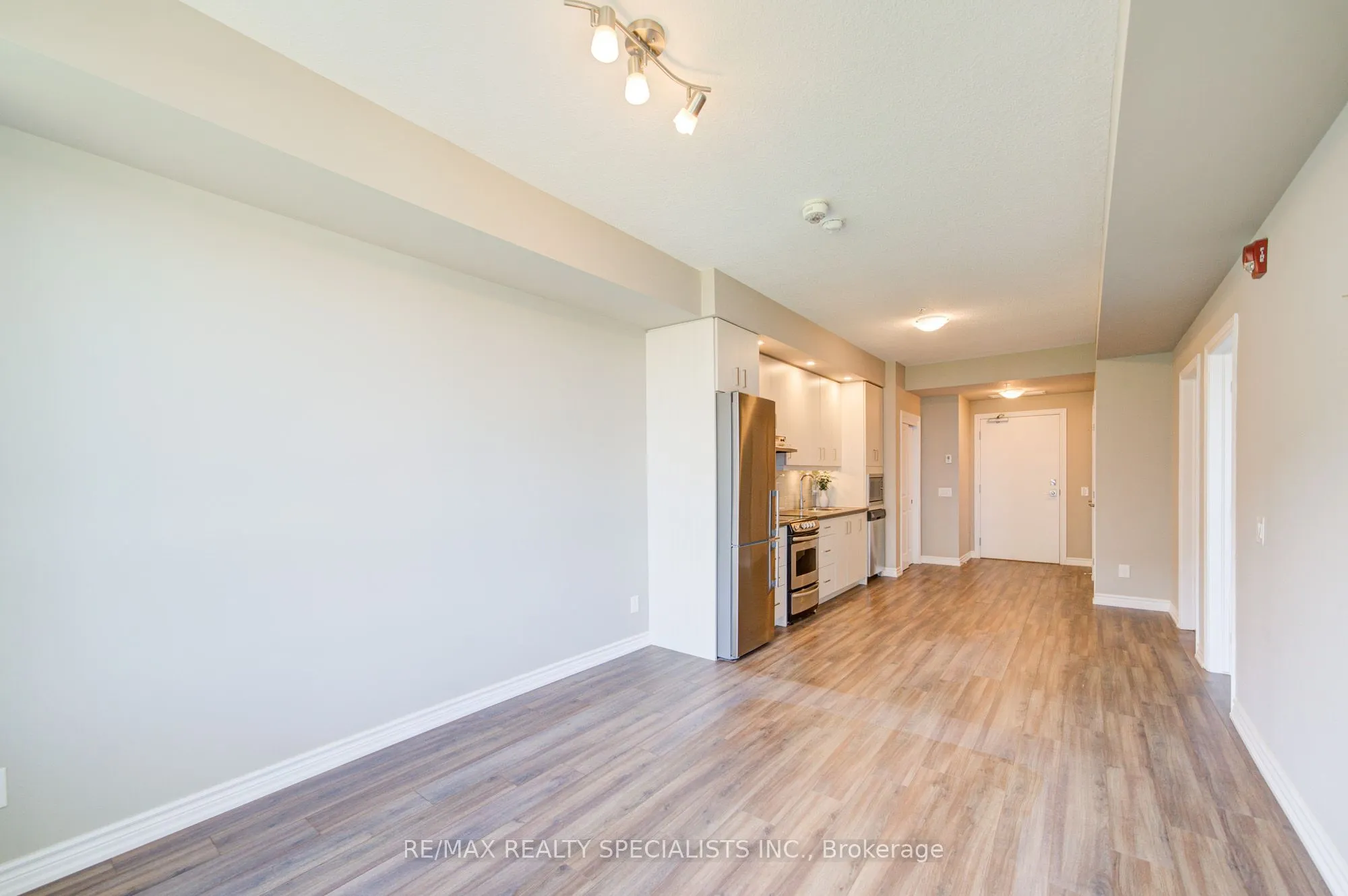 40 Esplanade Lane, #219