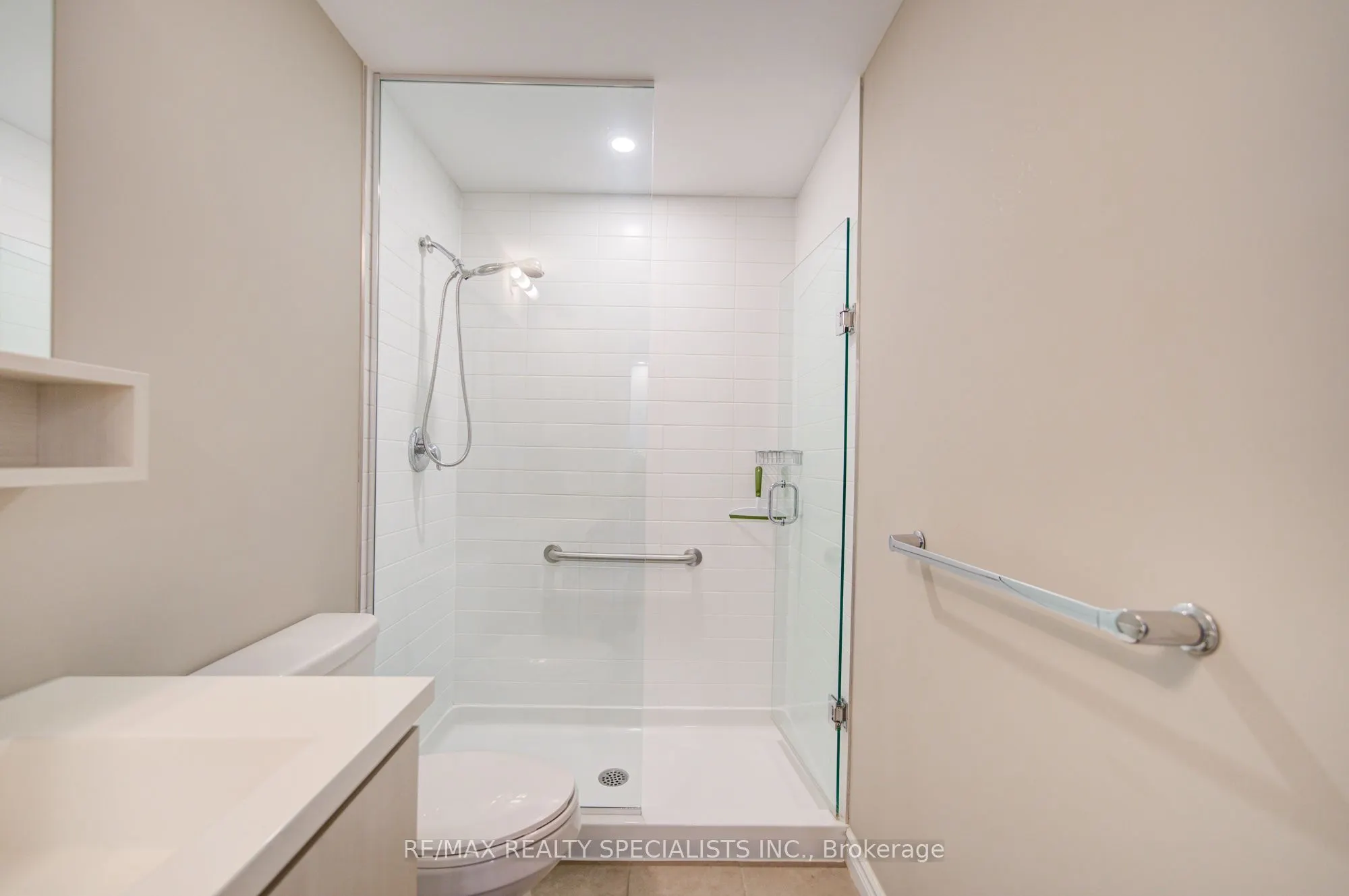 40 Esplanade Lane, #219