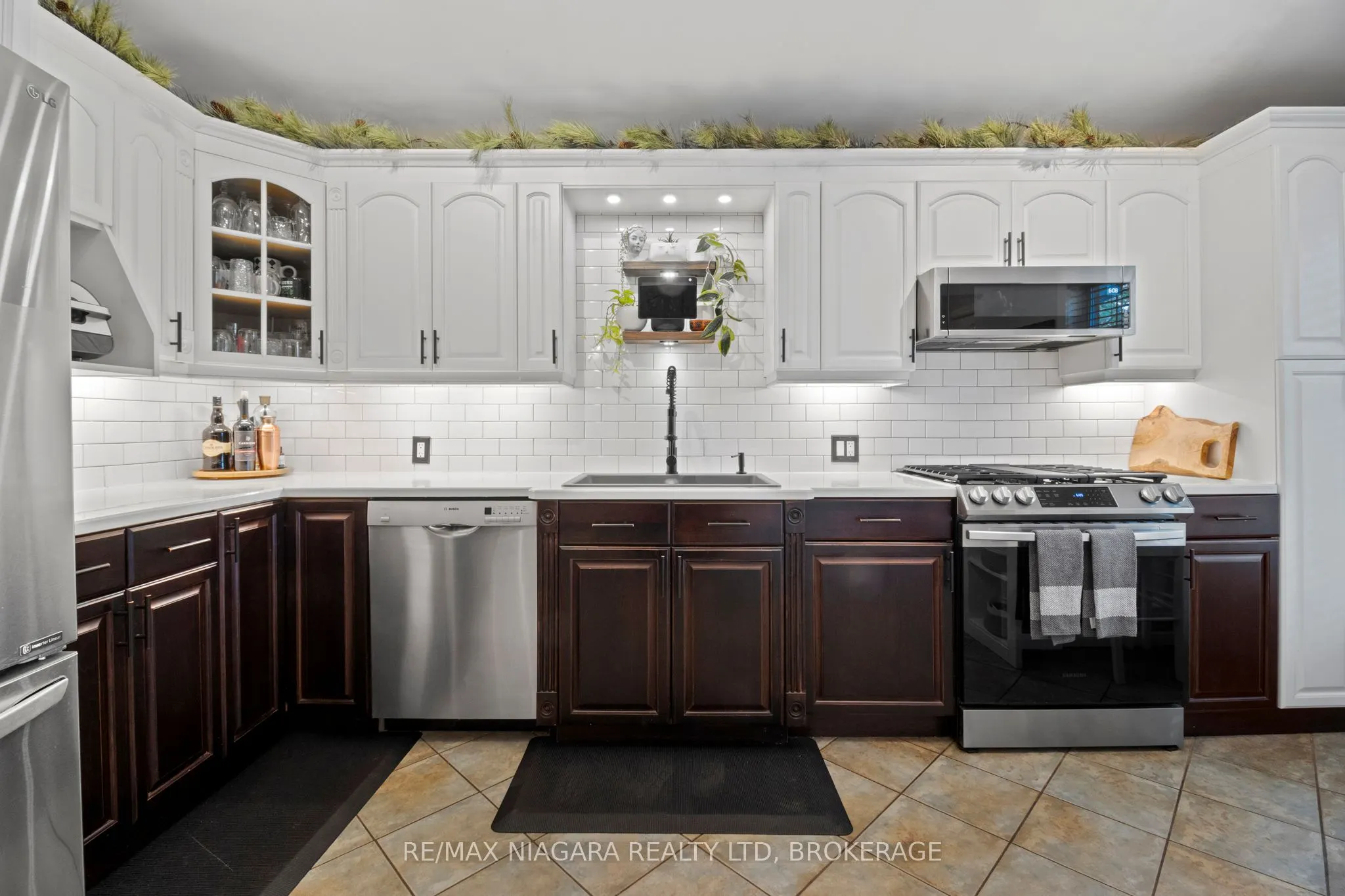 3 Clearview Heights