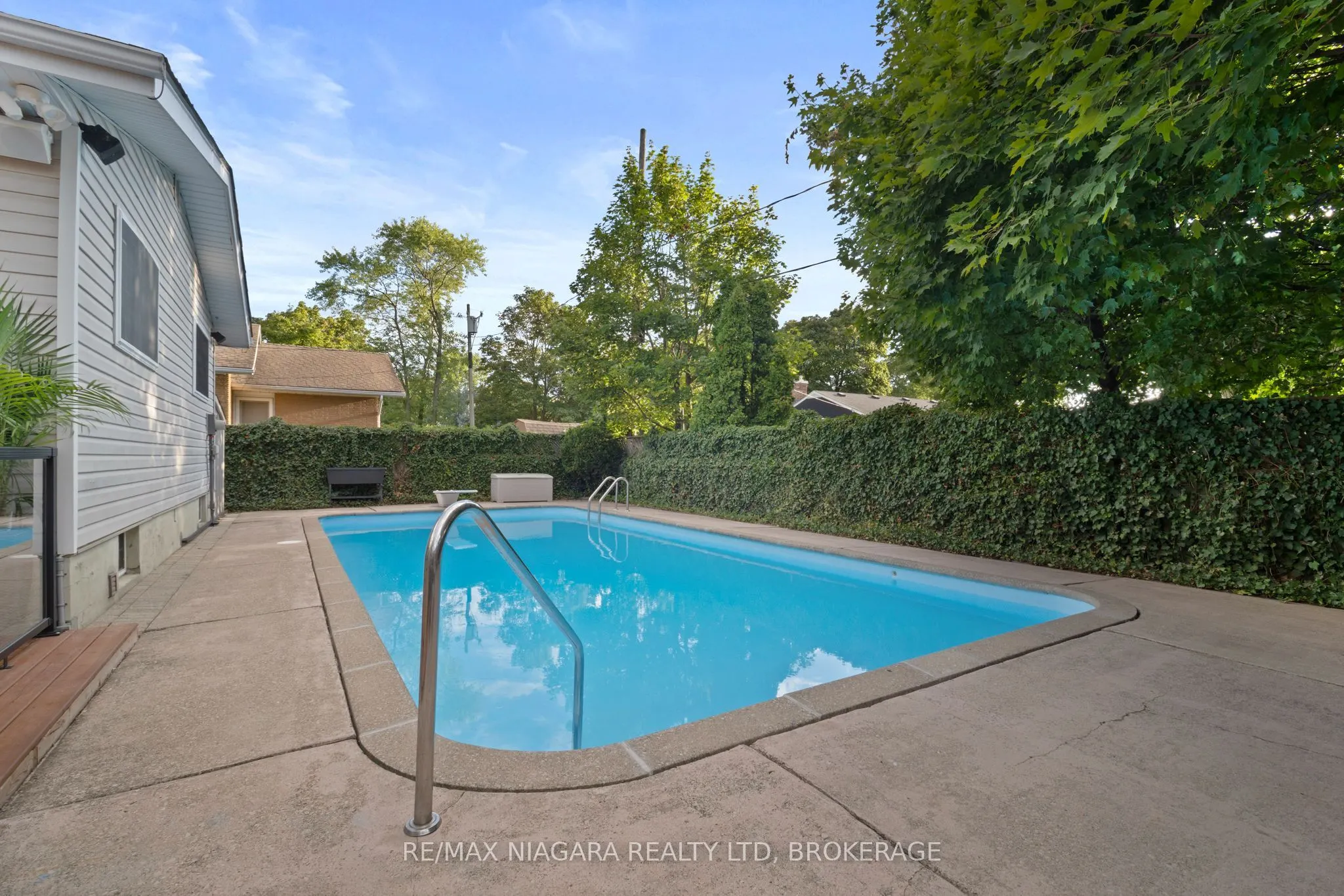 3 Clearview Heights