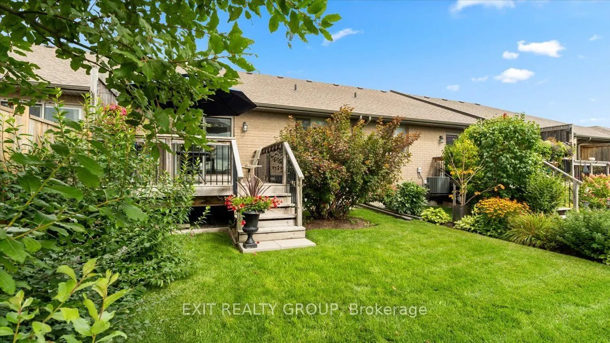 14 Cortland Crescent