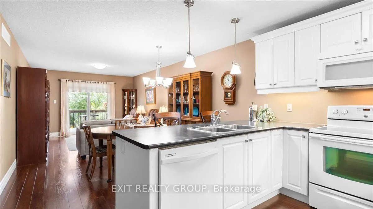 14 Cortland Crescent