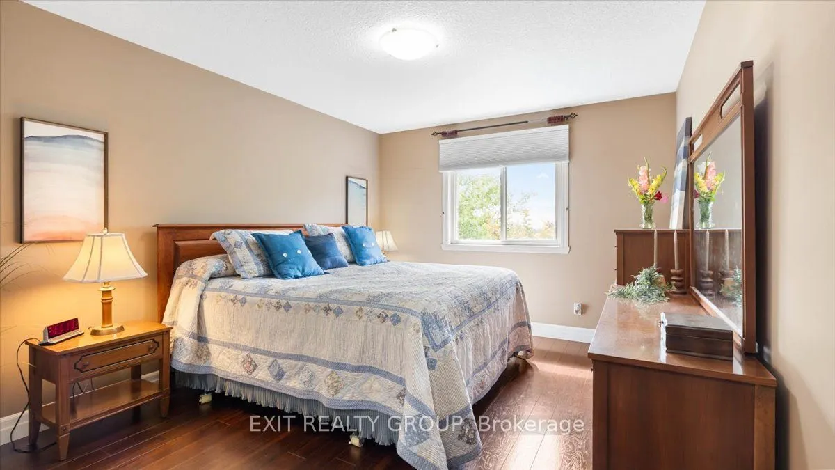 14 Cortland Crescent