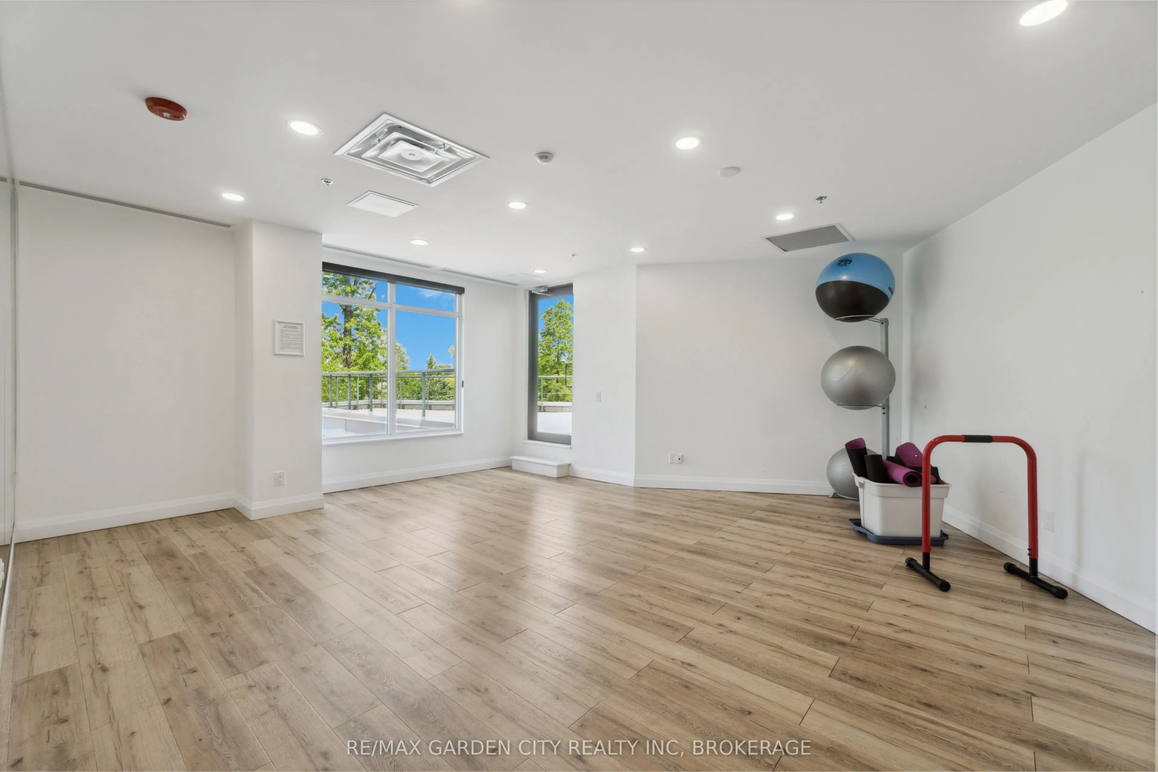 7711 Green Vista Gate Avenue, #408