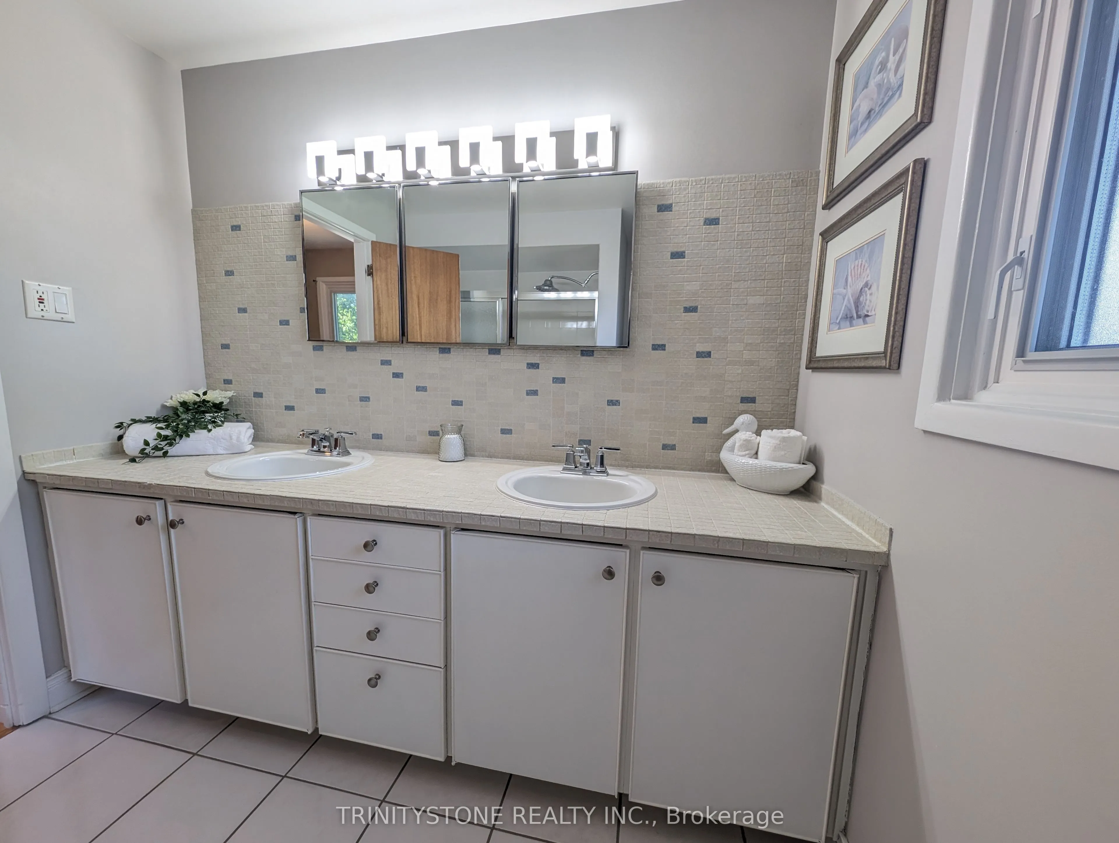 7 Pulford Crescent