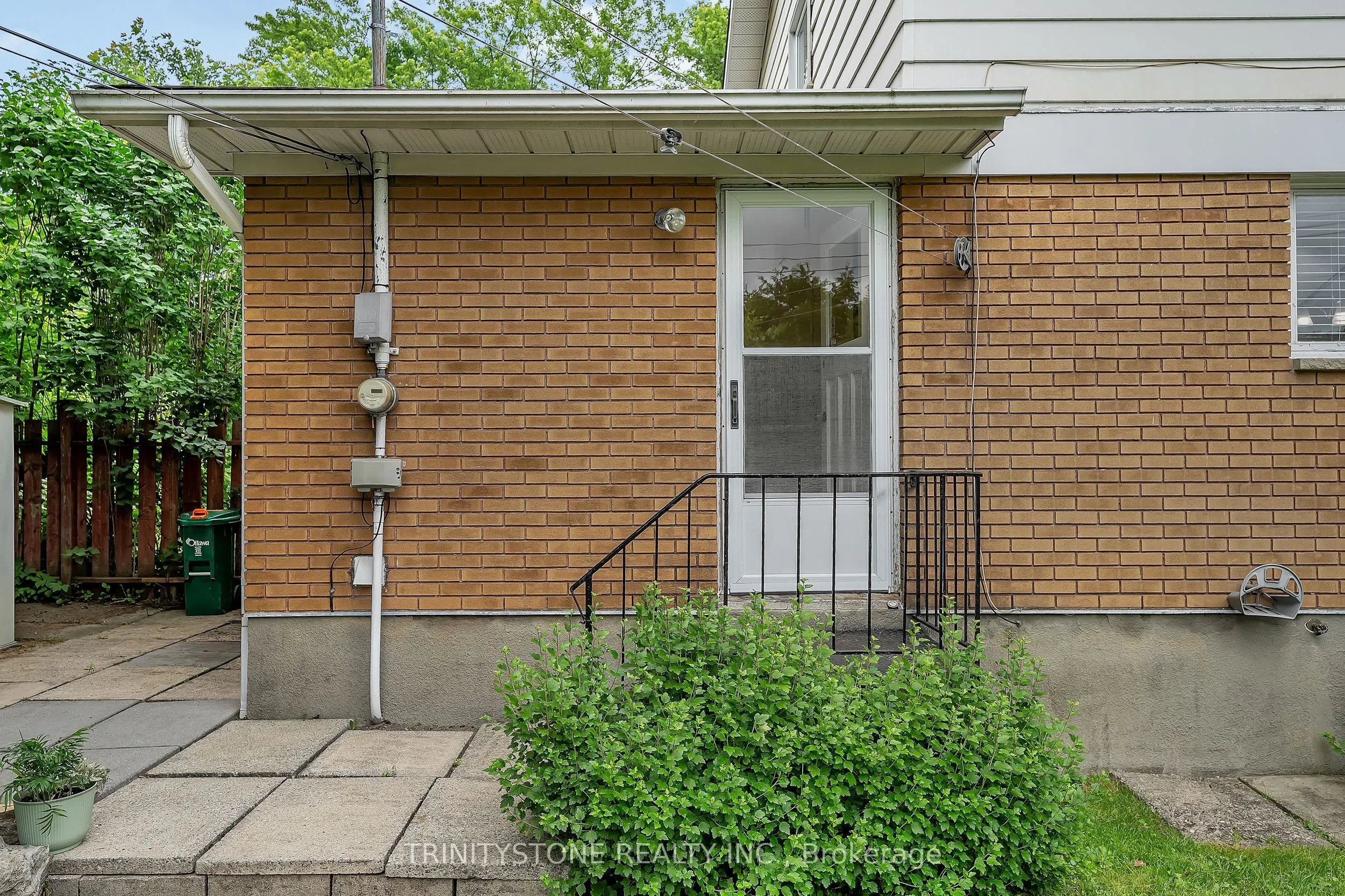 7 Pulford Crescent