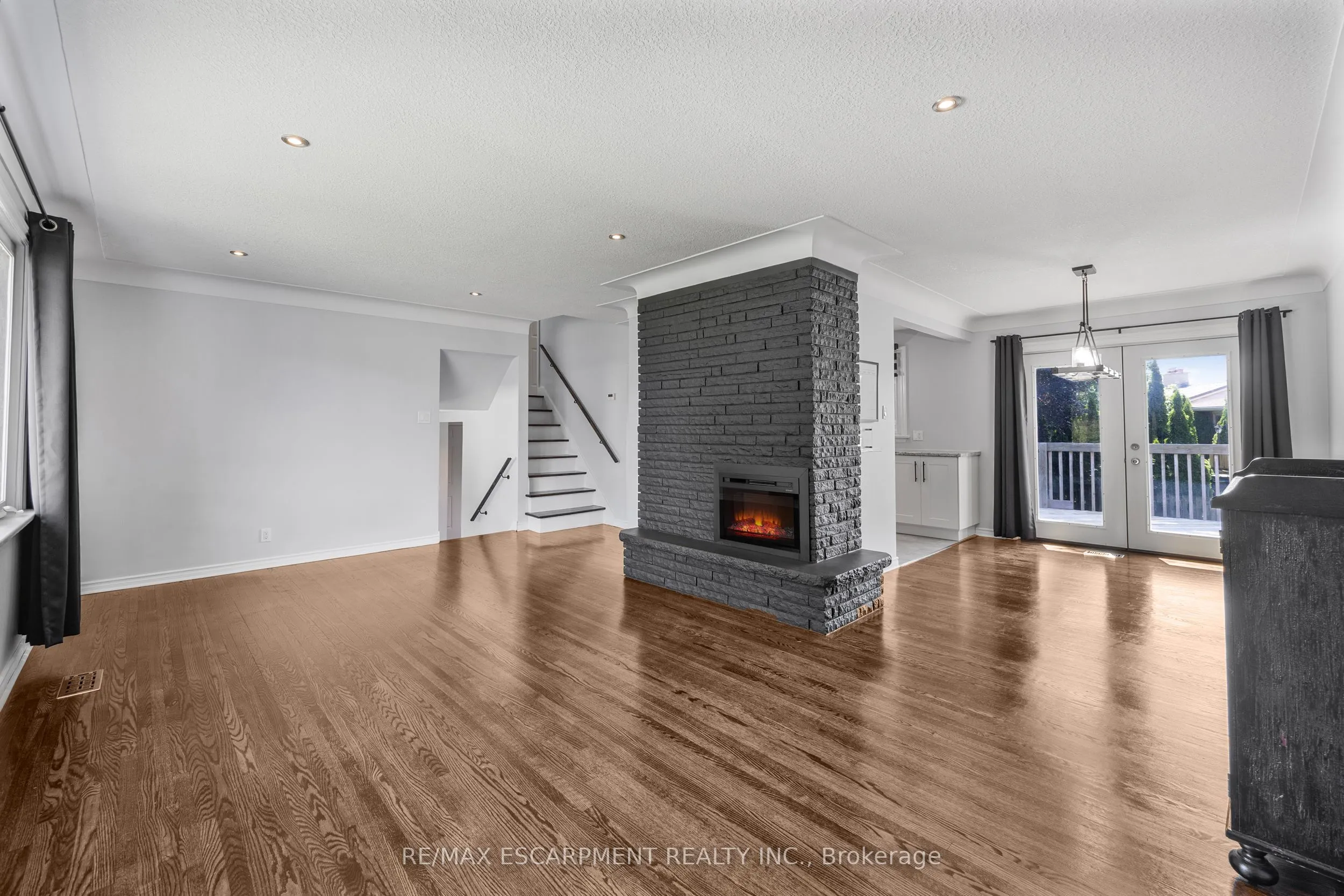 944 Concession Road