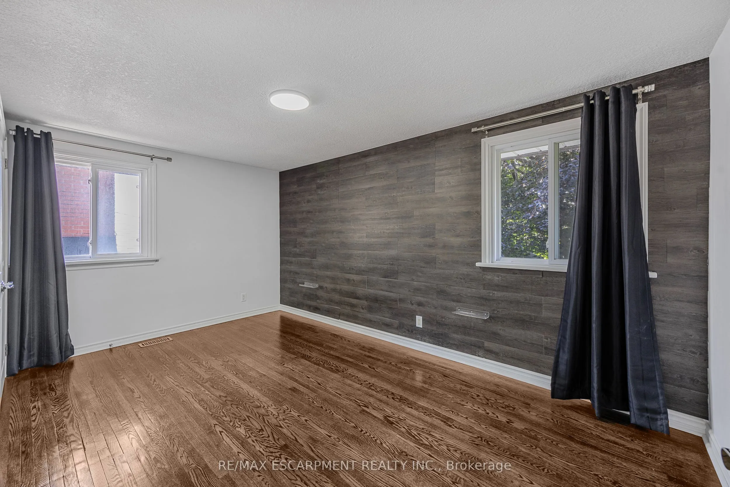 944 Concession Road