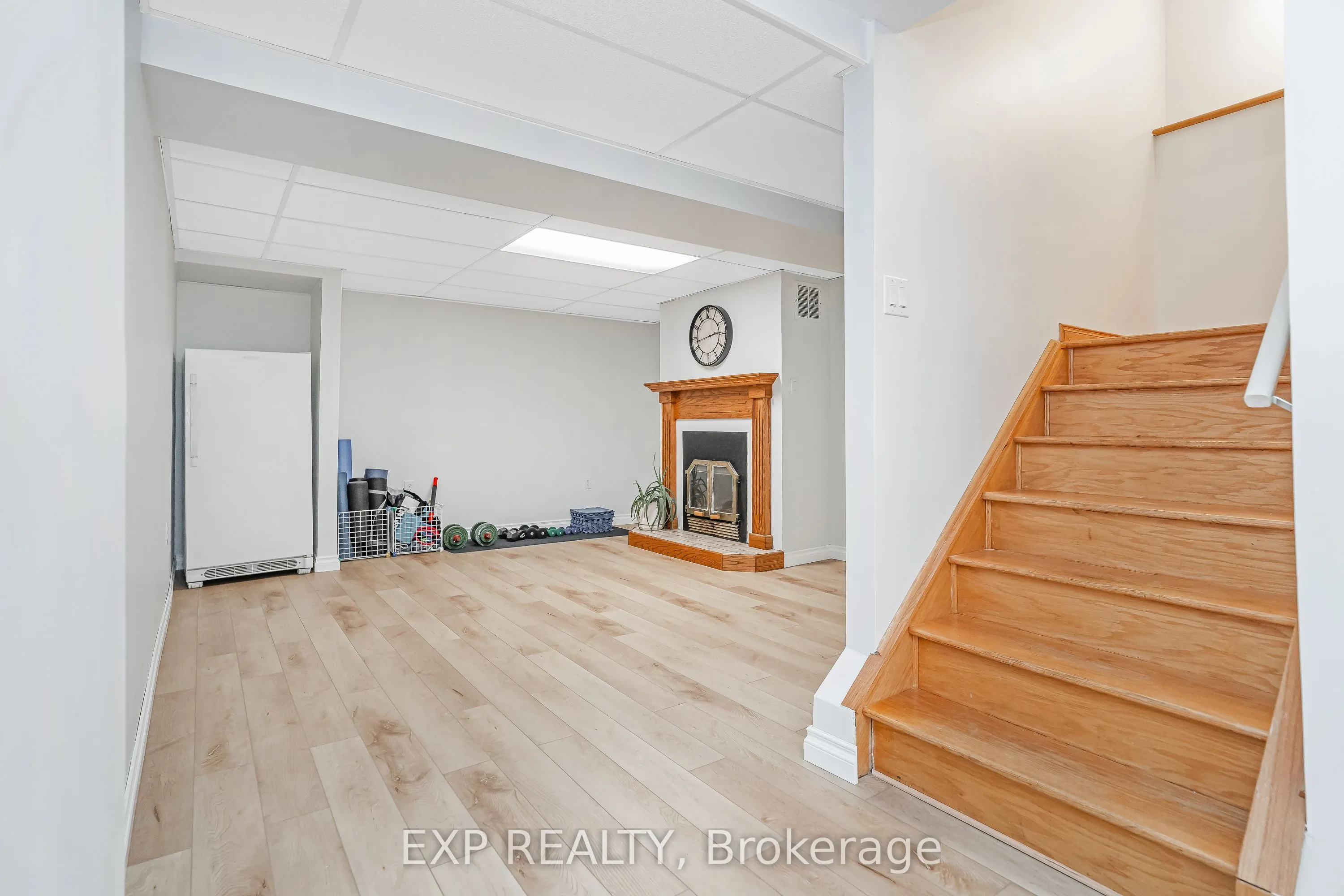 6084A Vineyard Drive