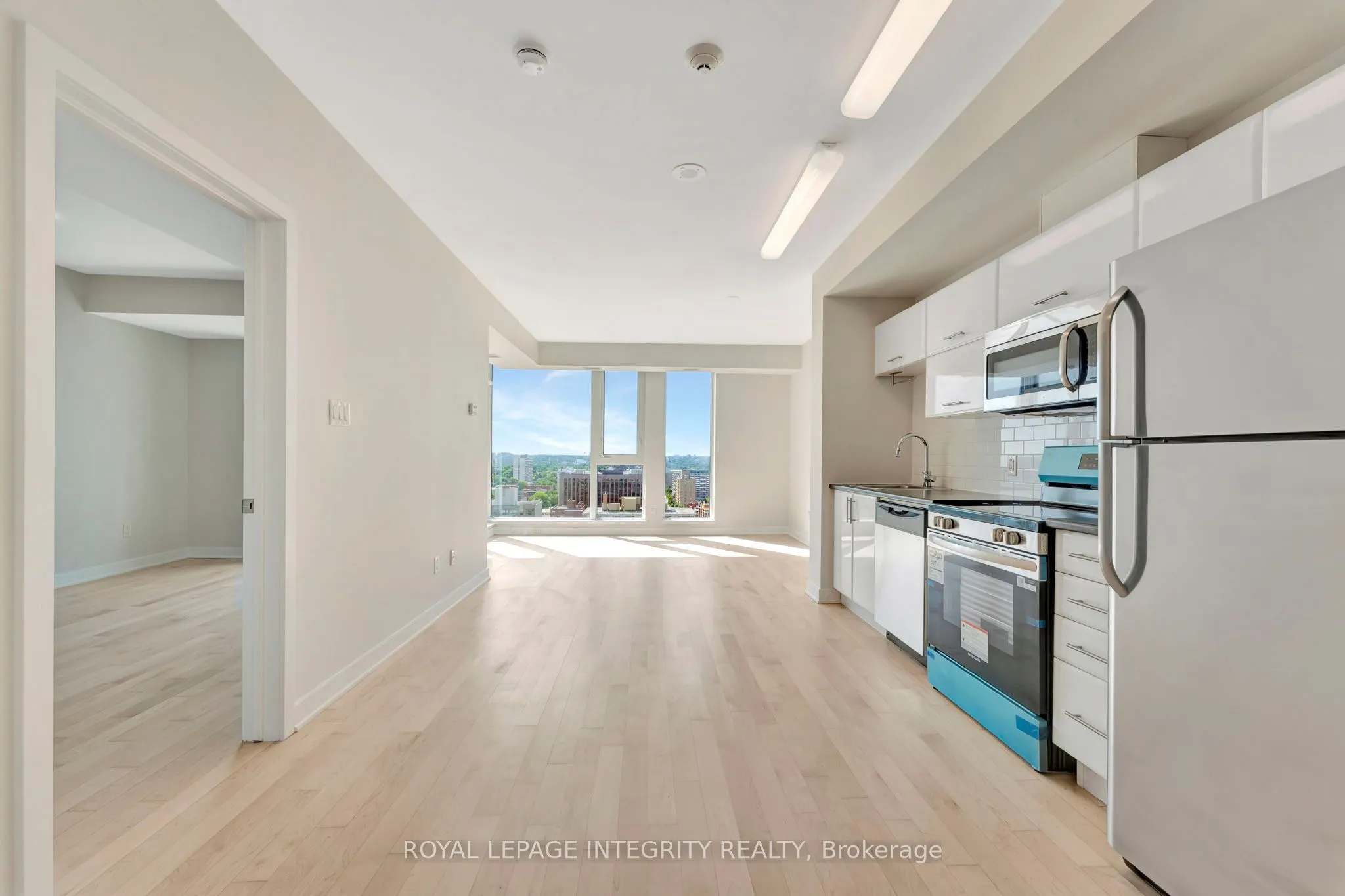 179 Metcalfe Street, #1808