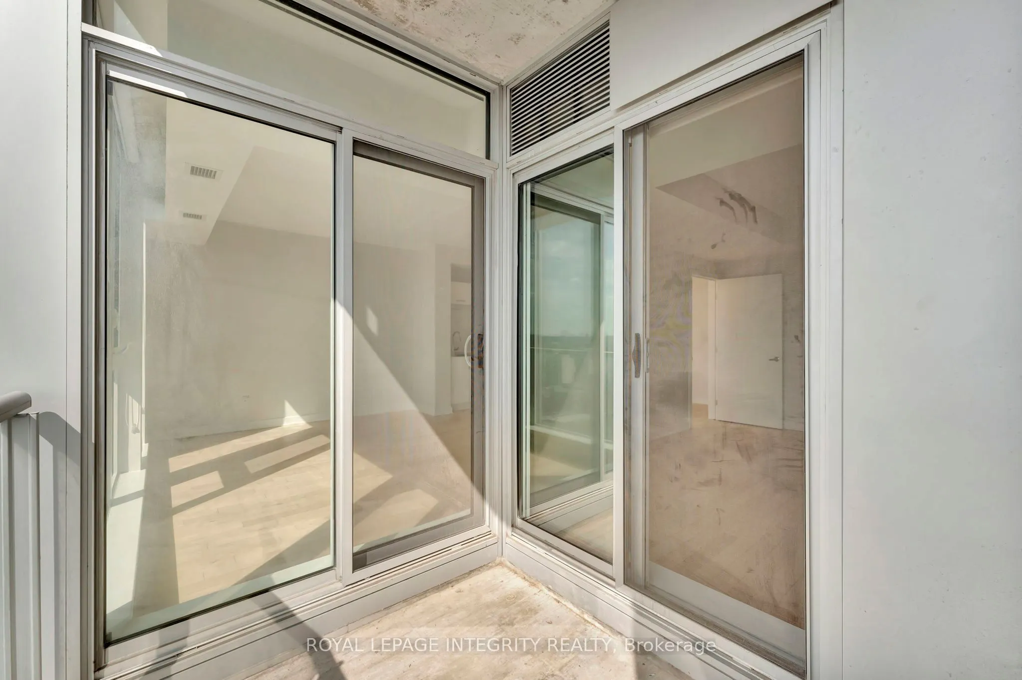 179 Metcalfe Street, #1808