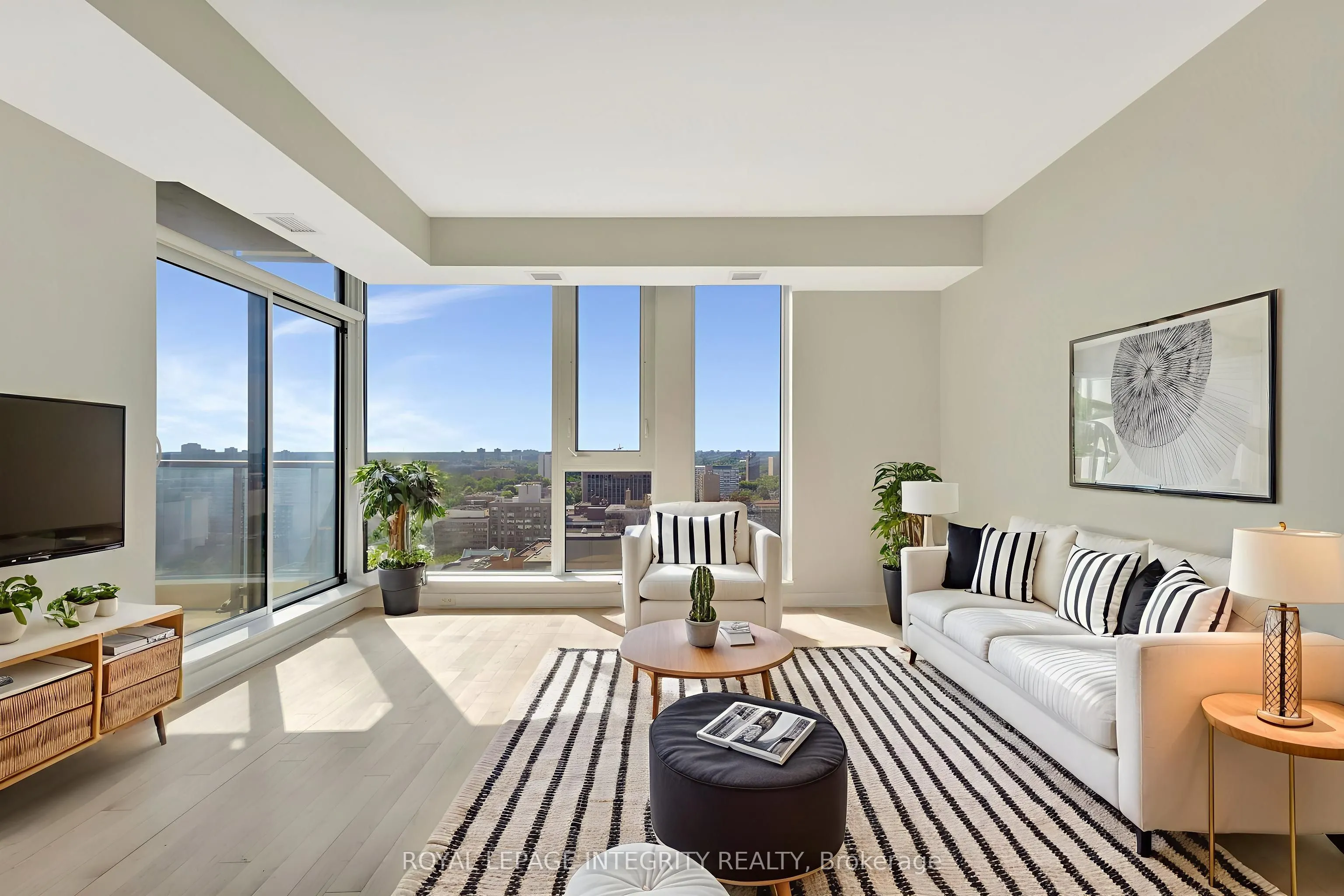 179 Metcalfe Street, #1808