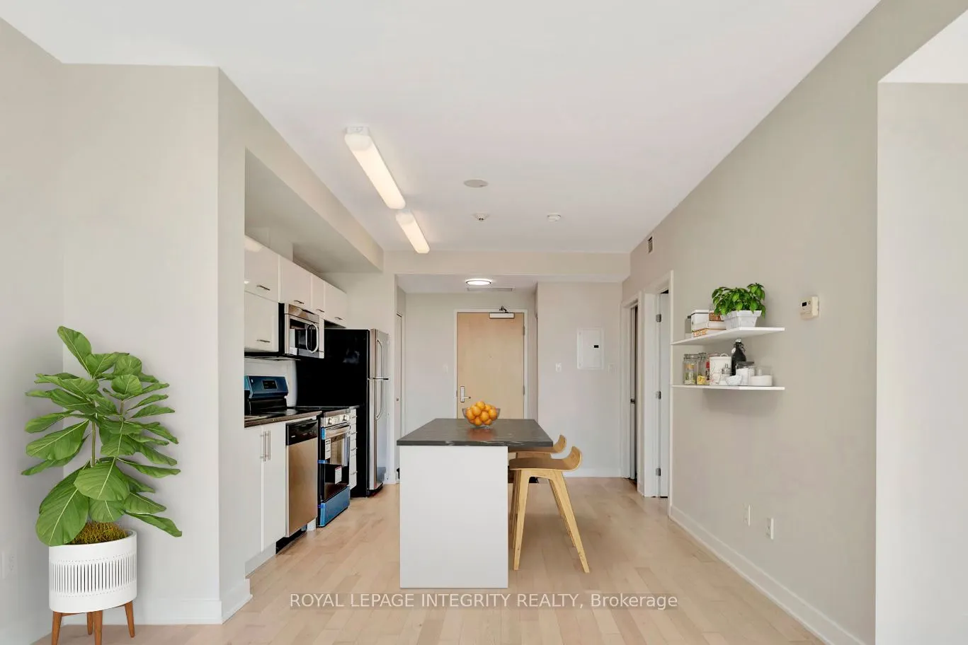 179 Metcalfe Street, #1808