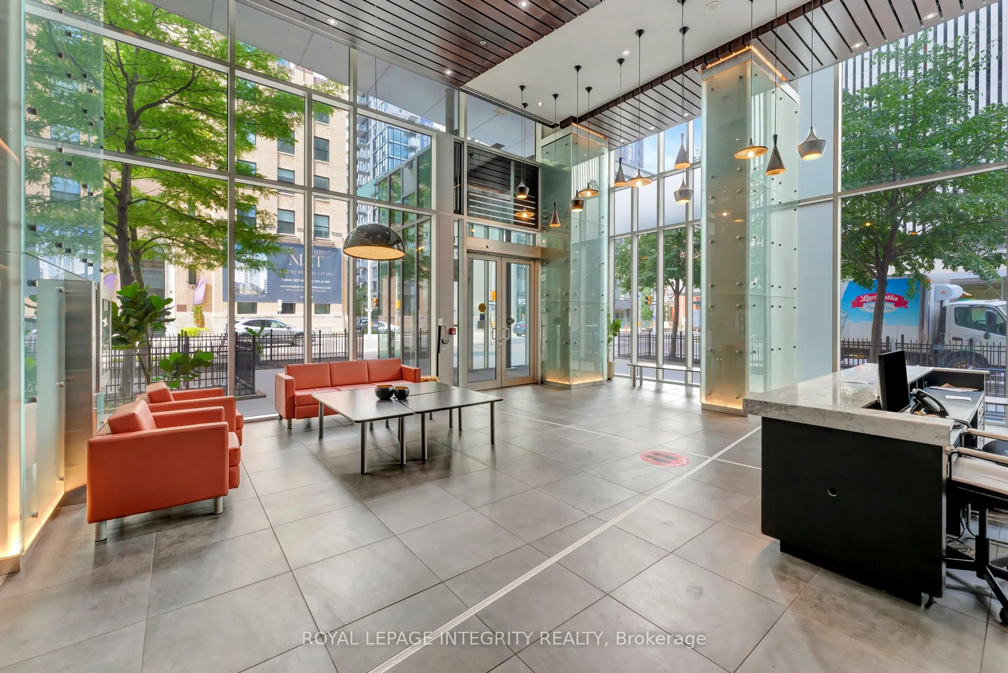 179 Metcalfe Street, #1808