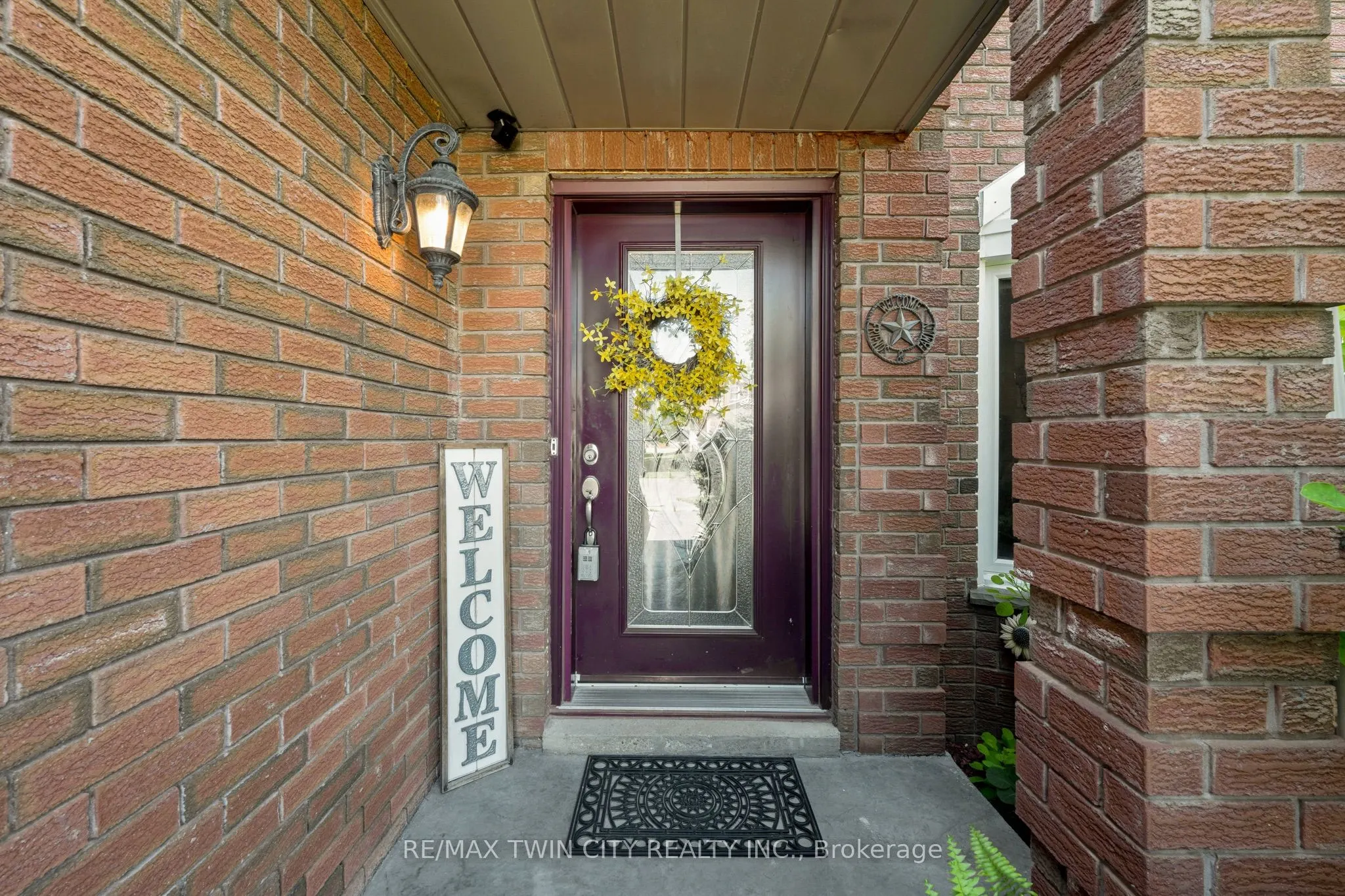 477 Burnett Avenue