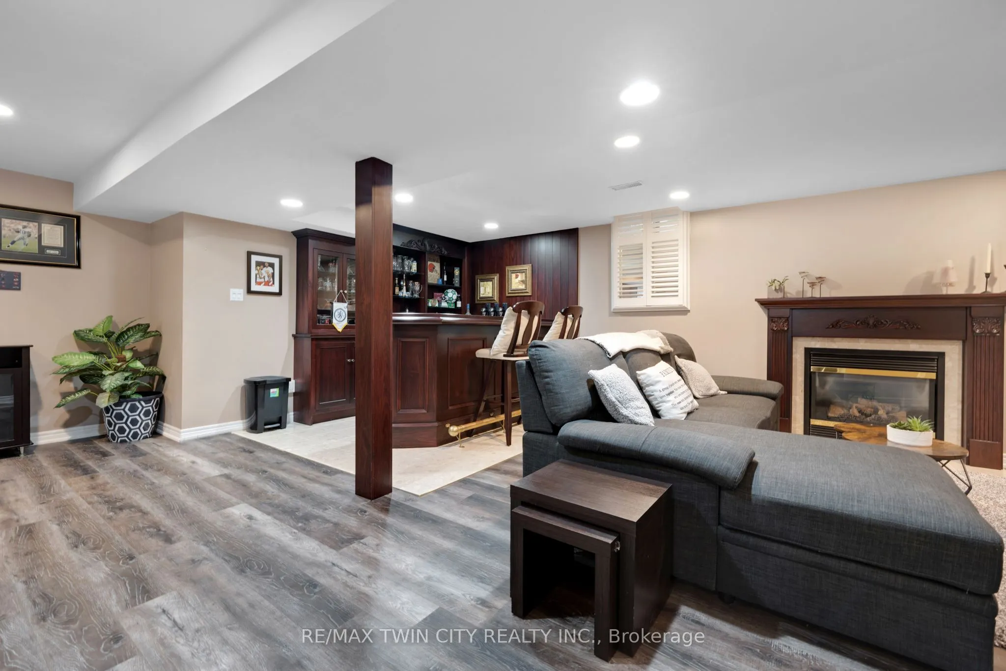 477 Burnett Avenue