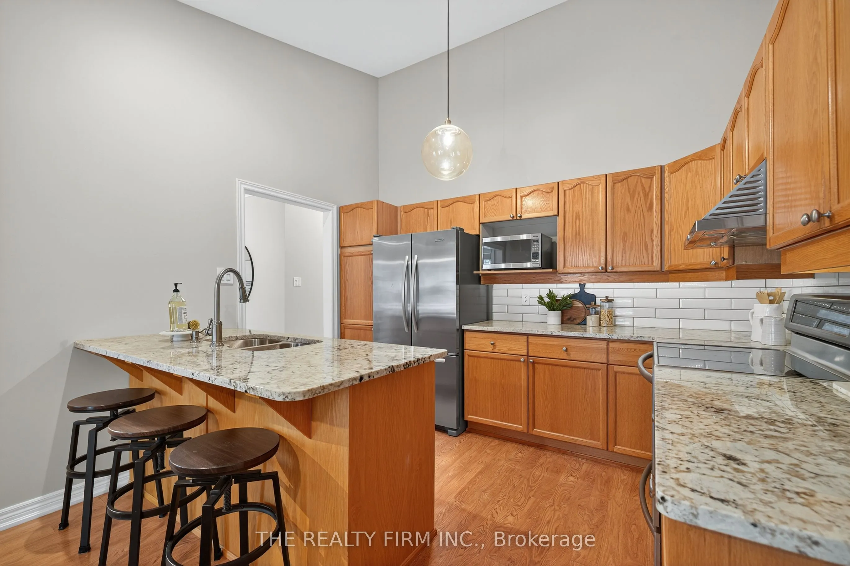 519 Riverside Drive, #4
