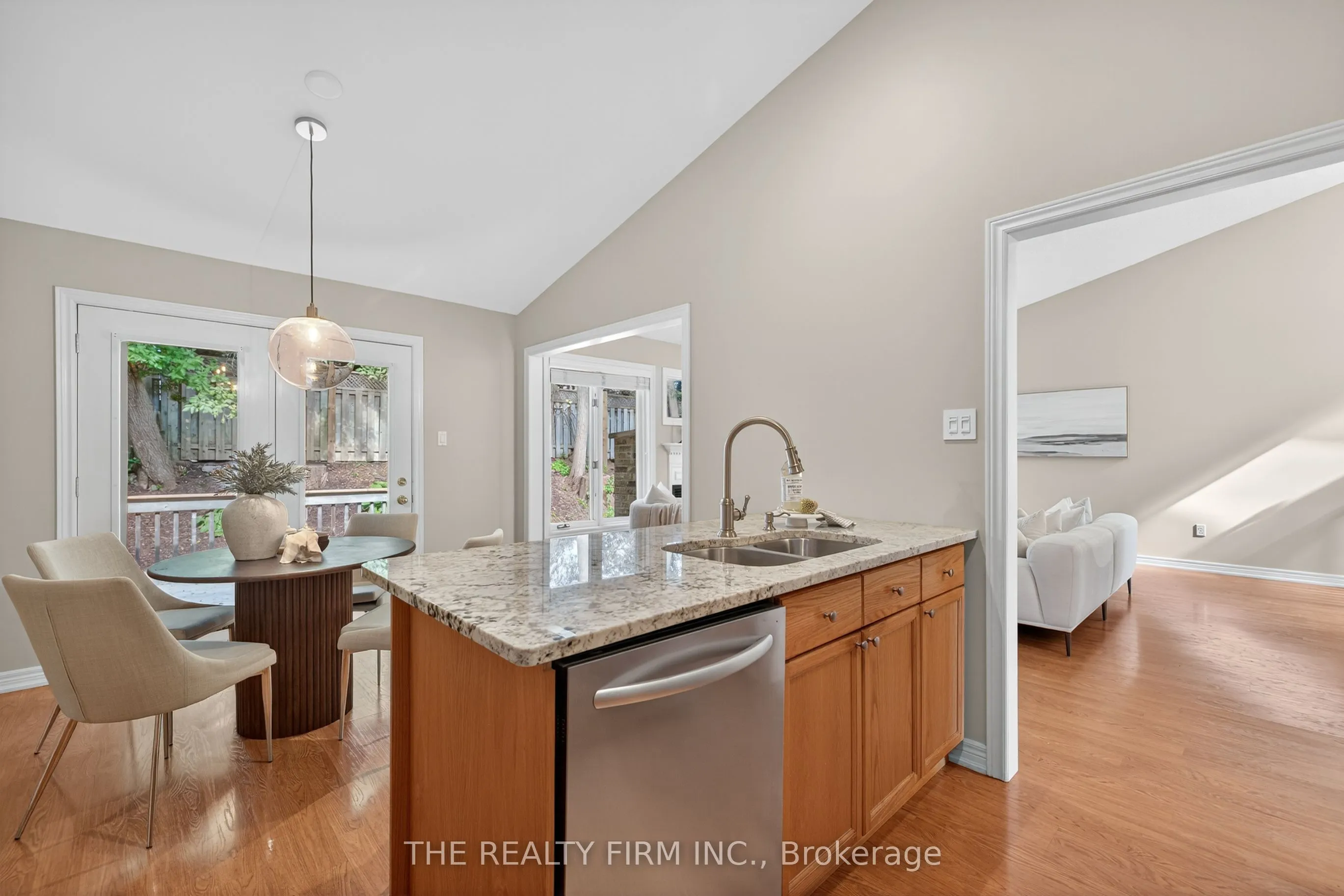 519 Riverside Drive, #4