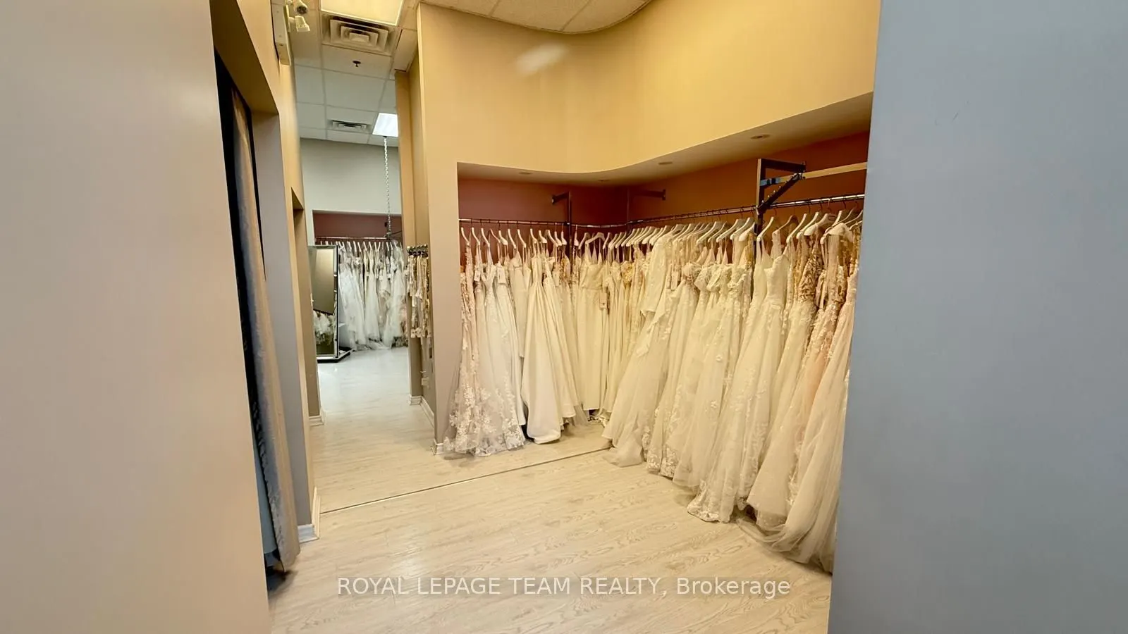 2900 Gibford Drive, #105 & 106