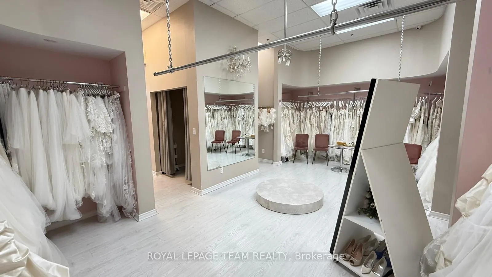 2900 Gibford Drive, #105 & 106