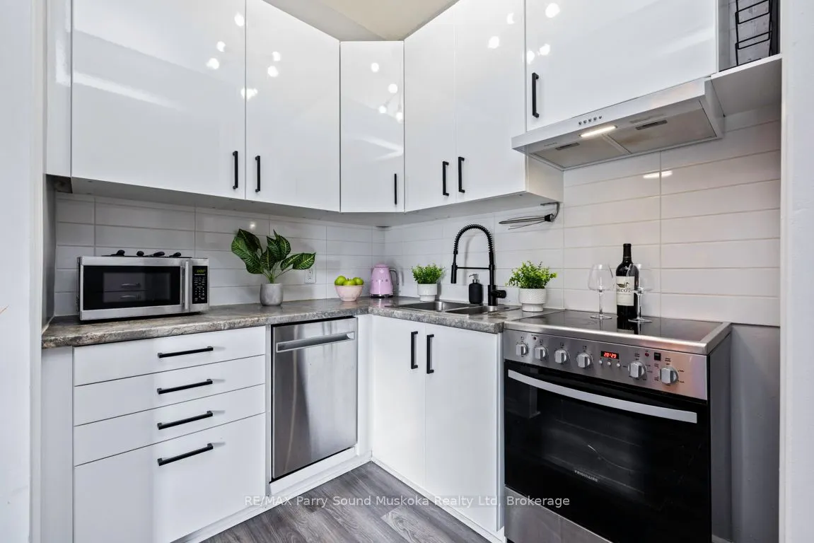 21 Prospect Street, #4