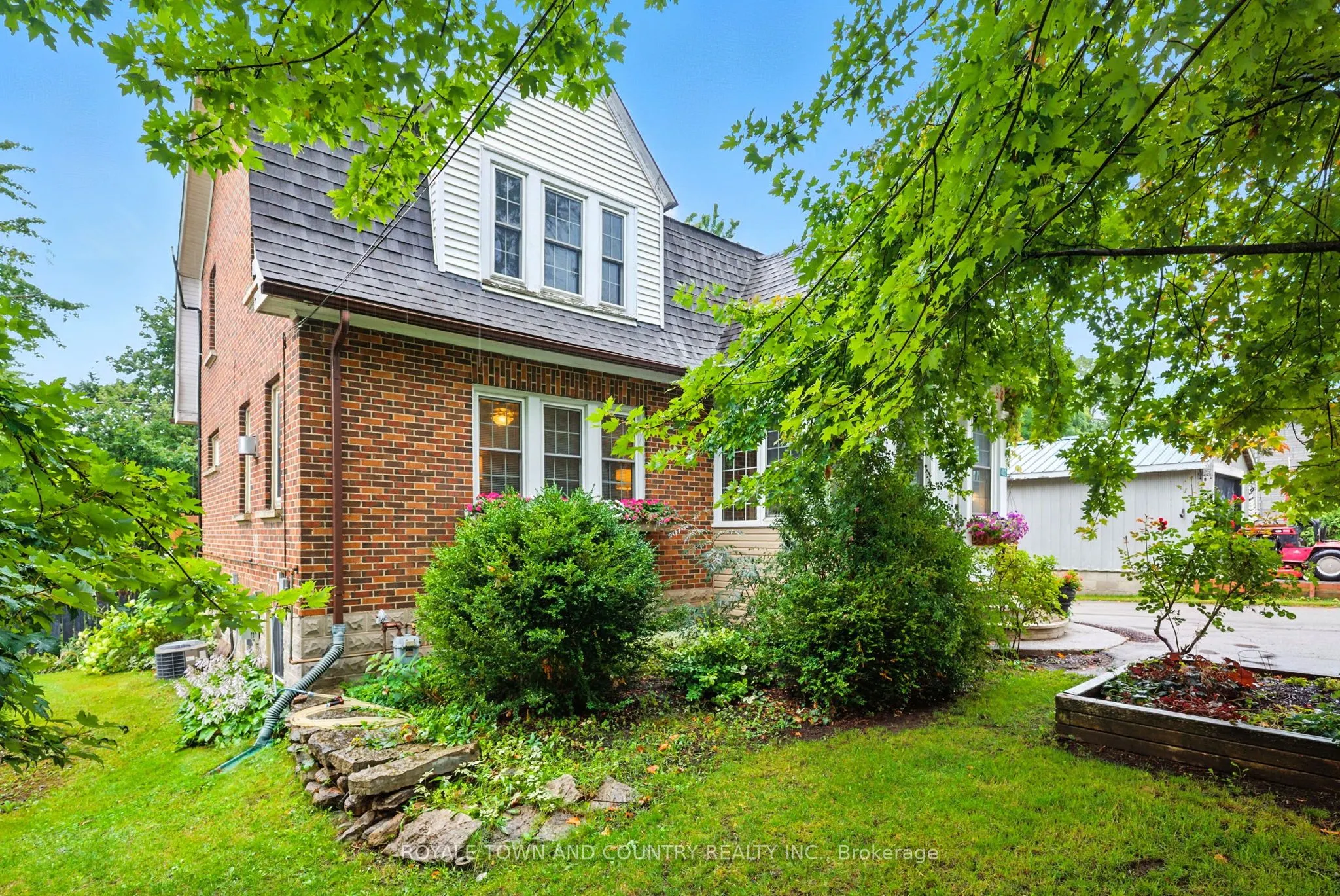 402 Eldon Road