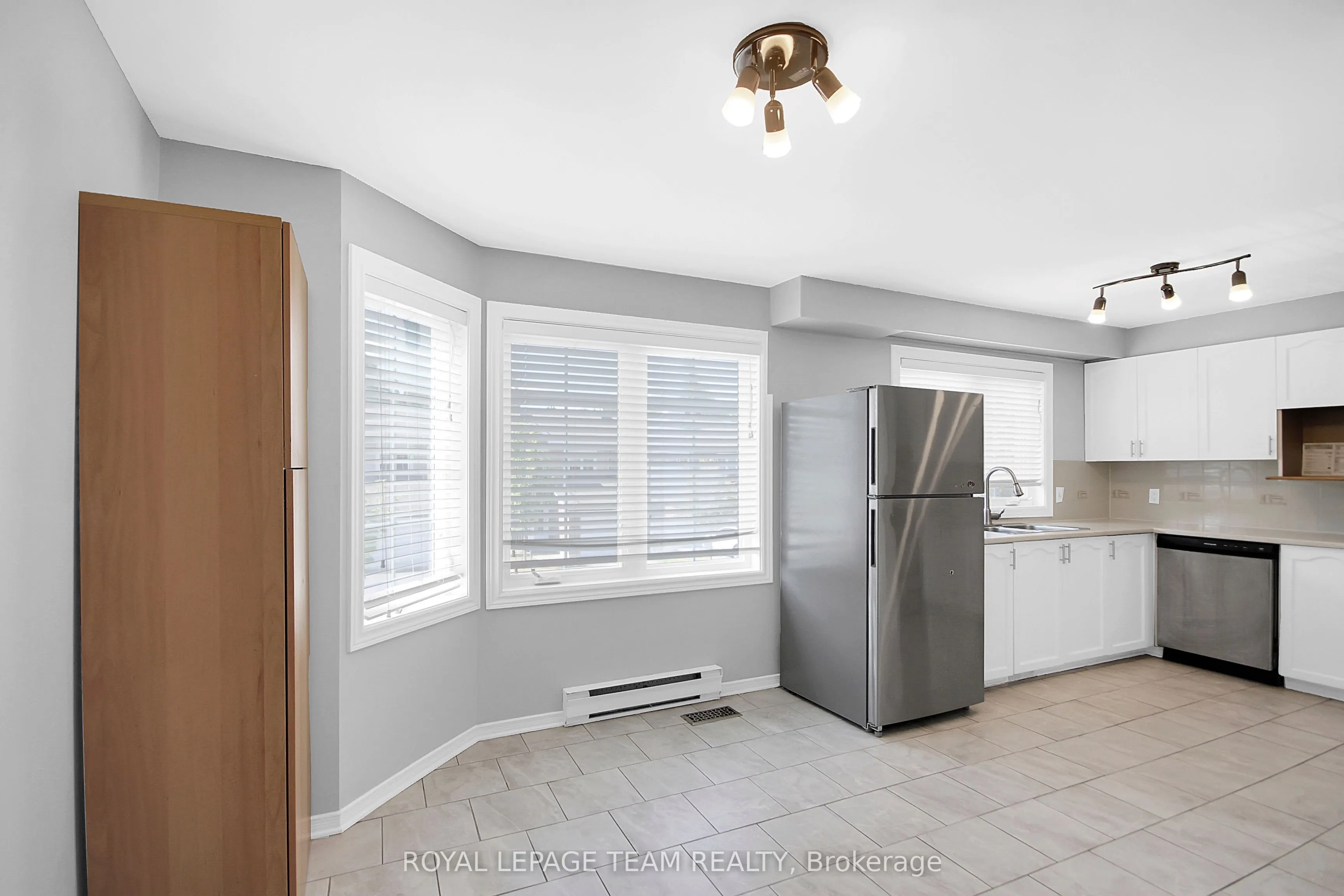 7 Wrenwood Crescent, #4