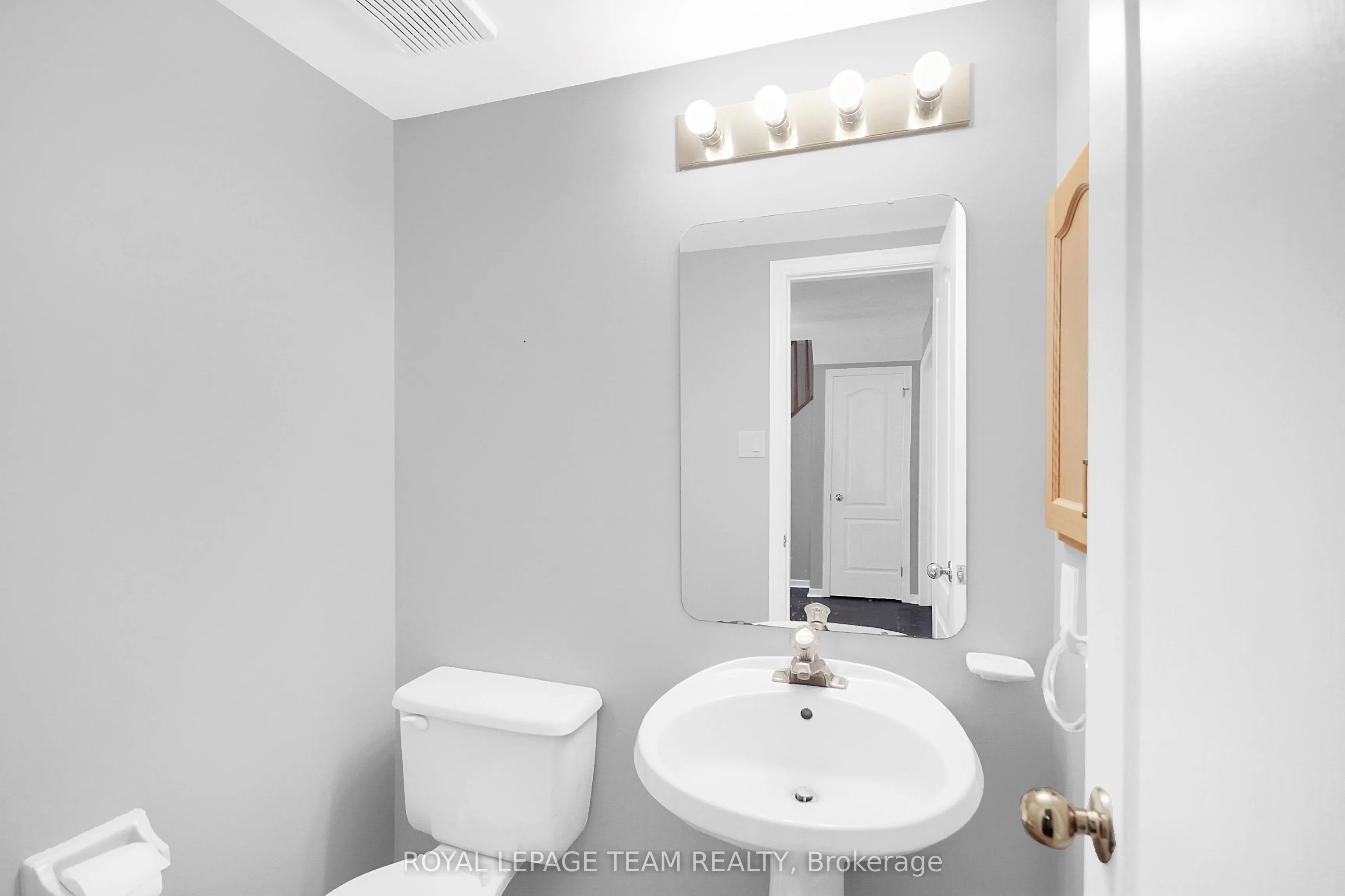 7 Wrenwood Crescent, #4