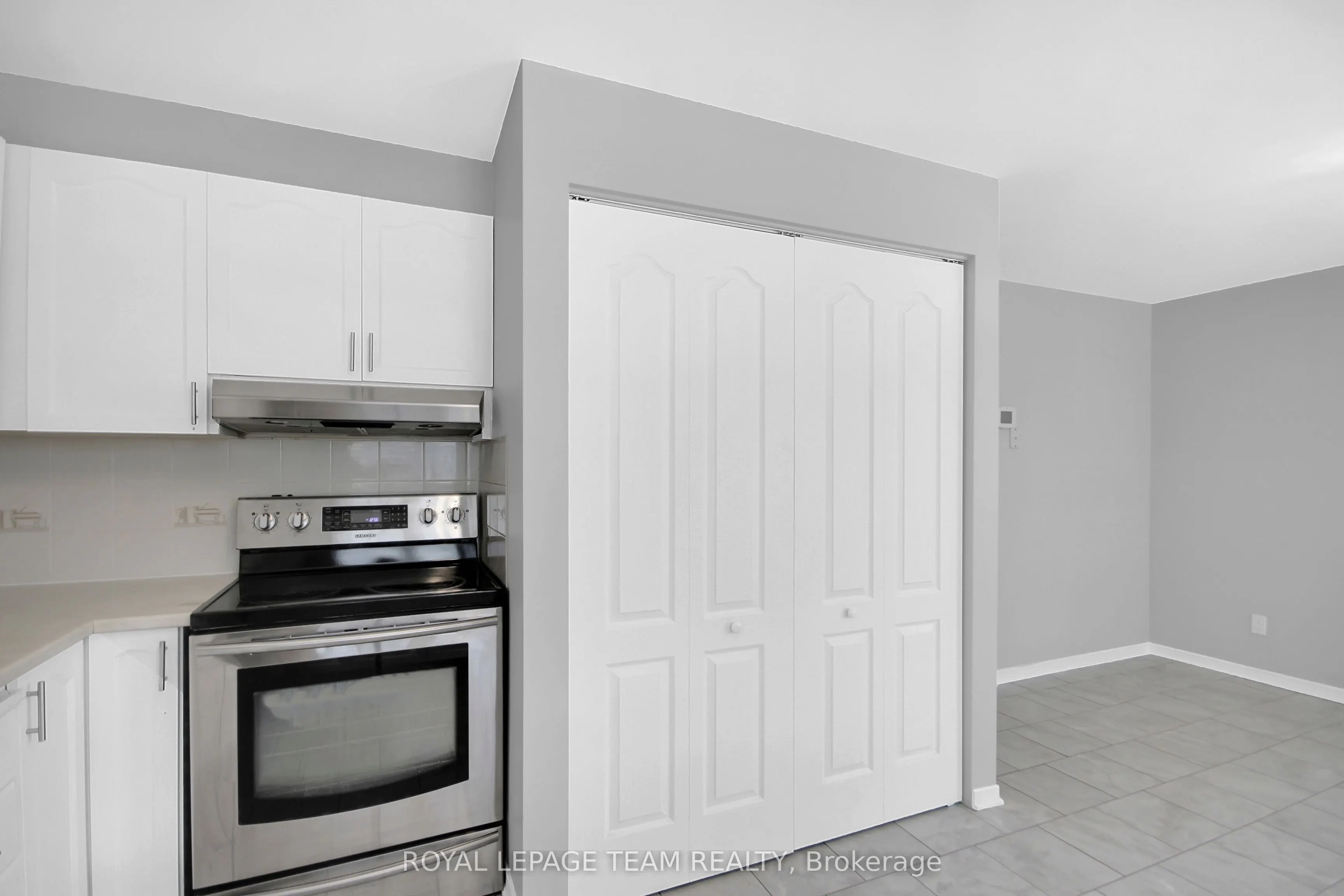 7 Wrenwood Crescent, #4