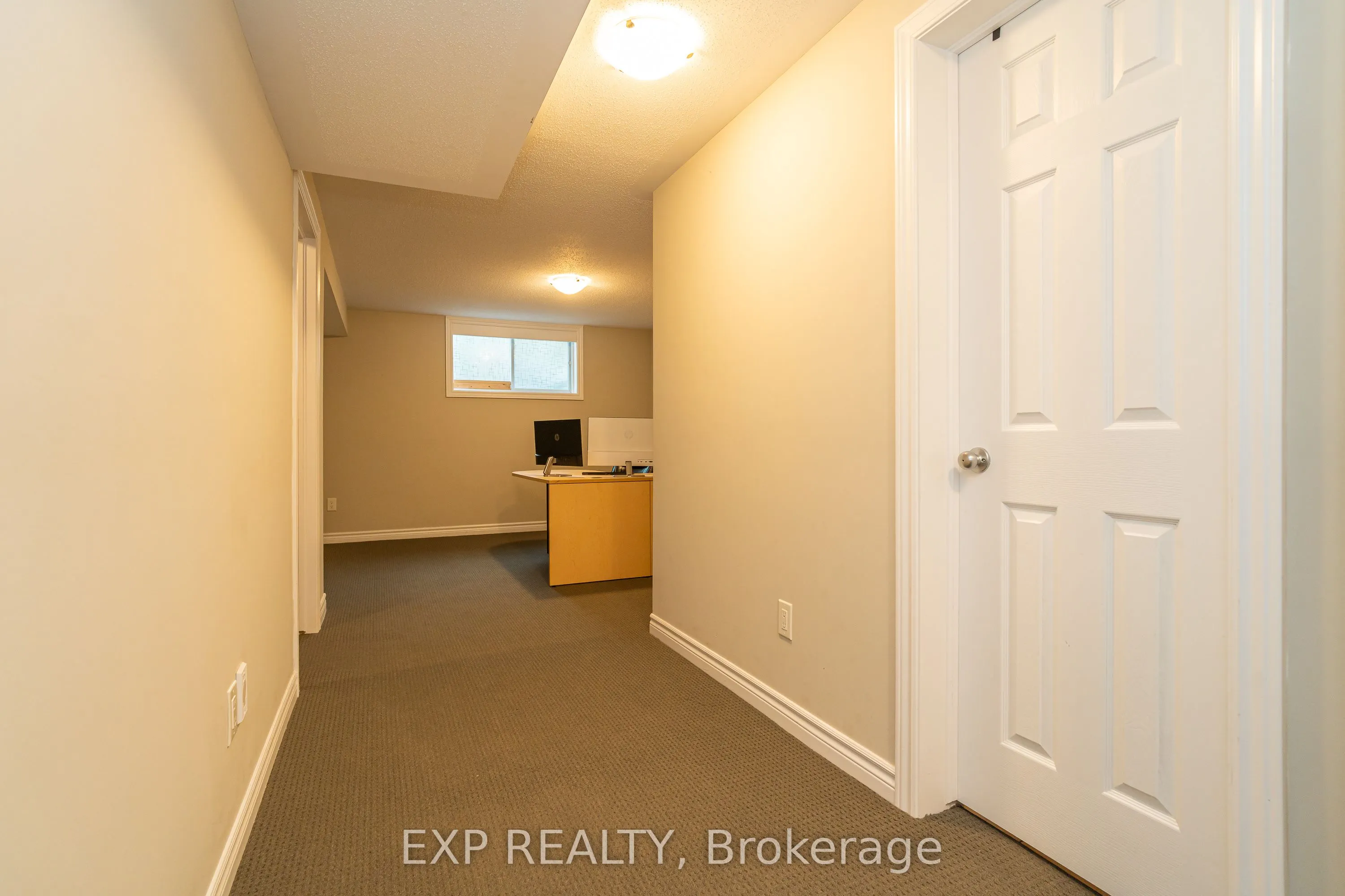 3545 Woodroffe Avenue