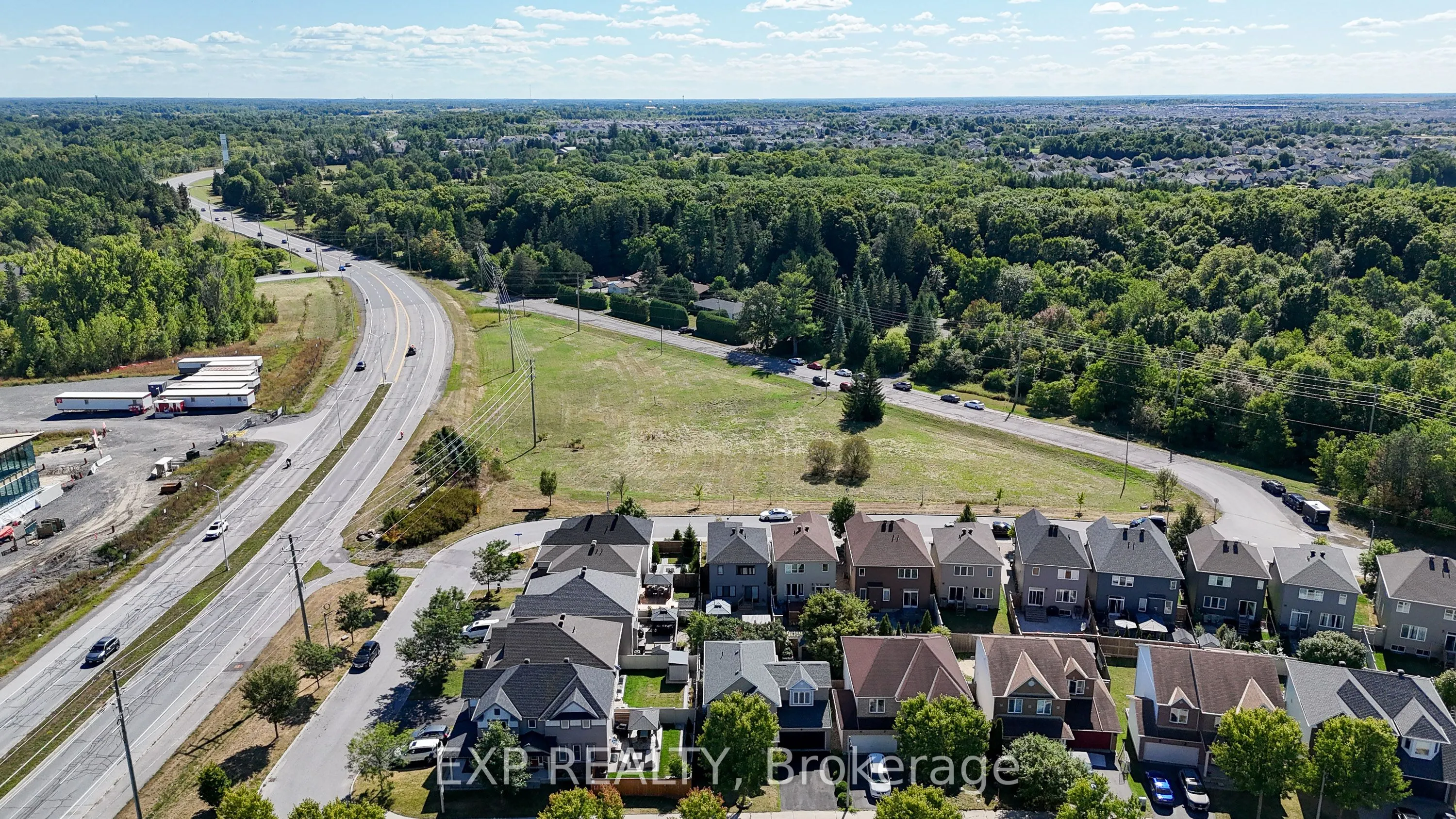 3545 Woodroffe Avenue