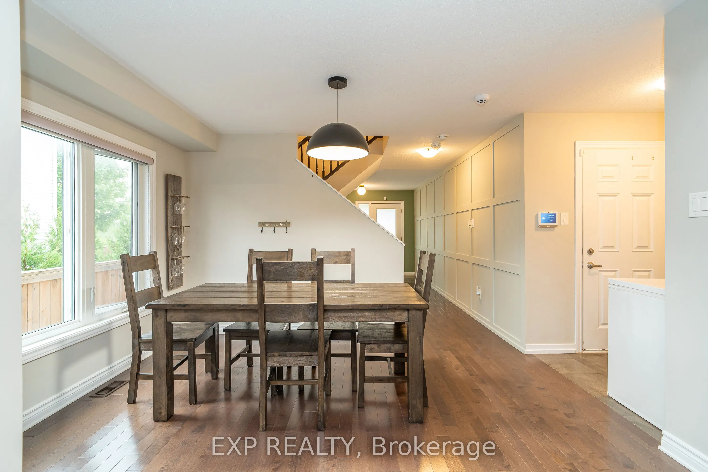 3545 Woodroffe Avenue