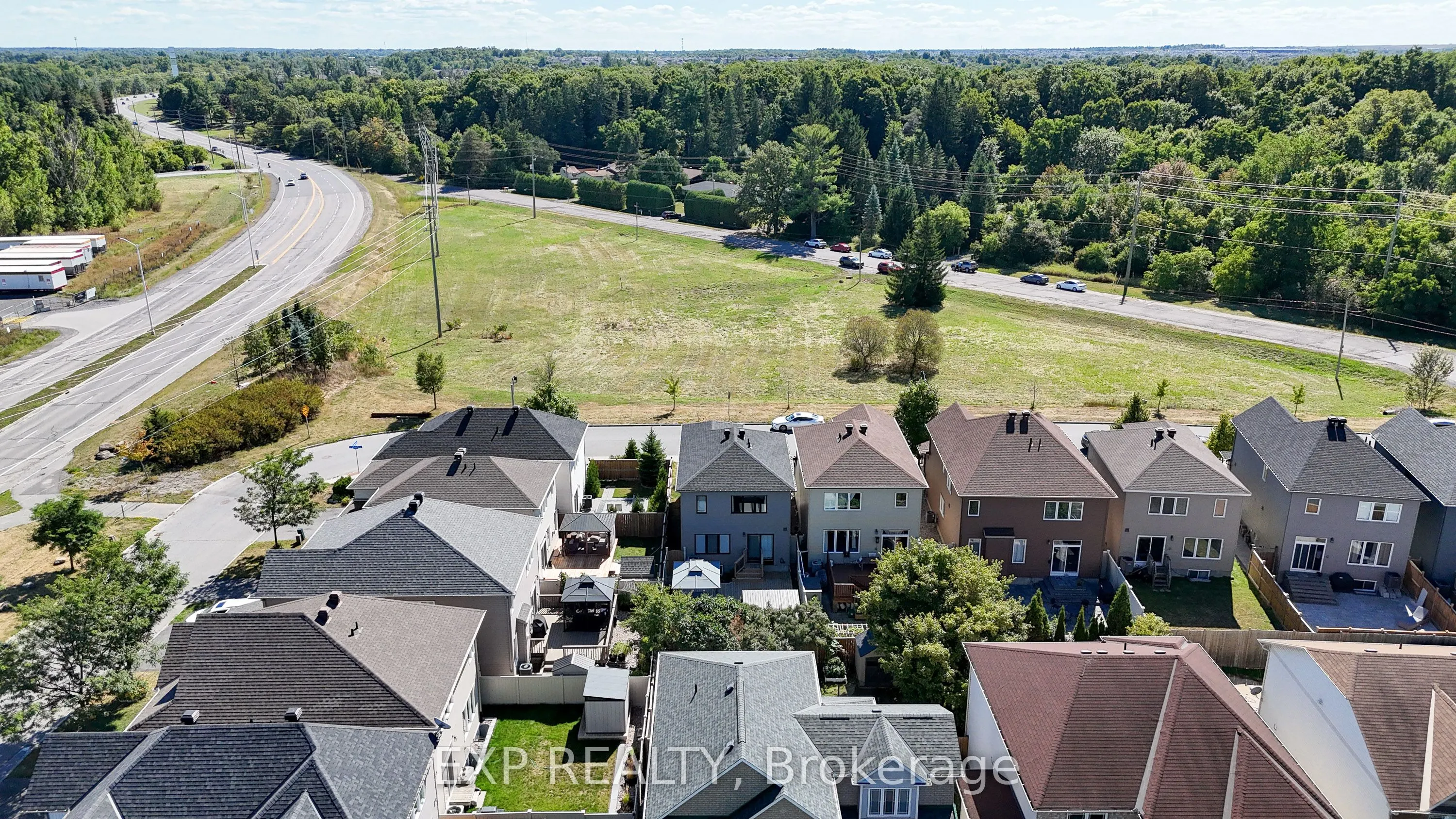 3545 Woodroffe Avenue