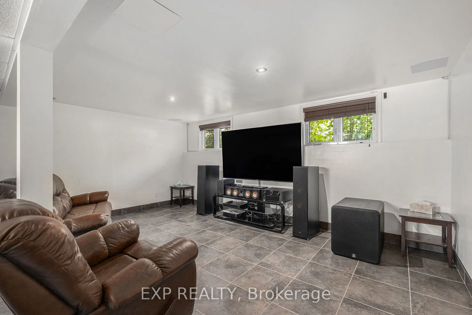 16 Landriault Avenue