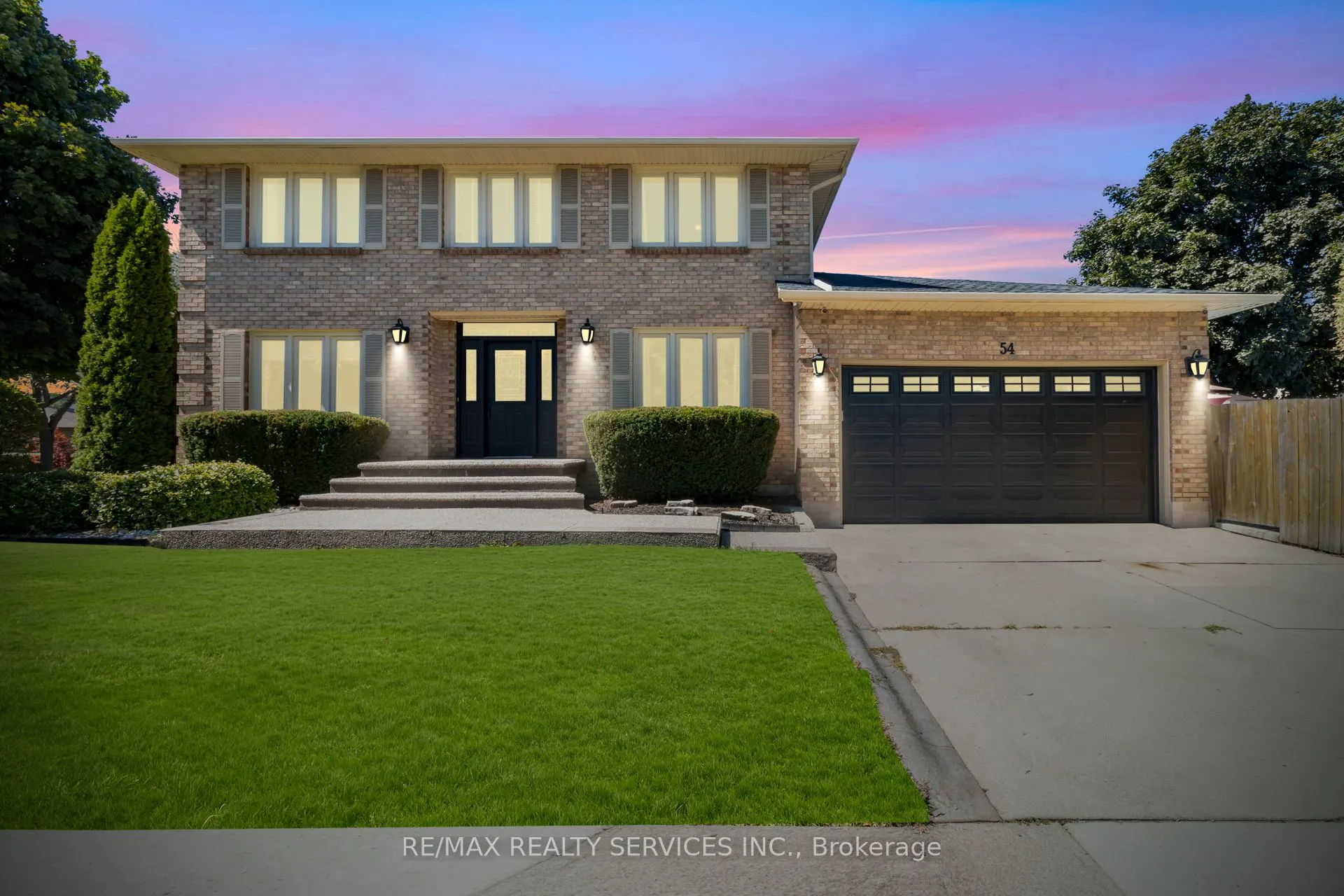 54 Audubon Street N