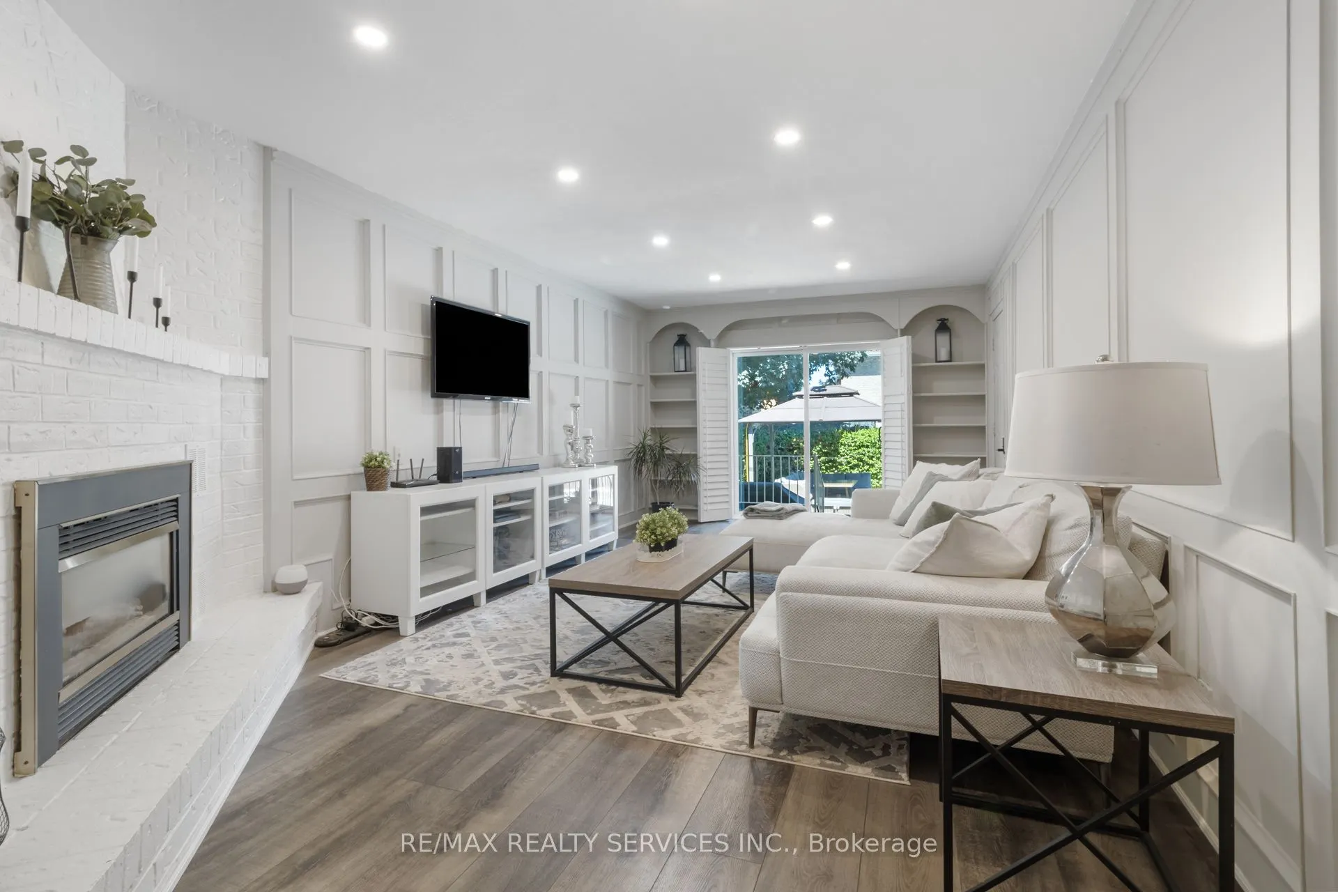 54 Audubon Street N