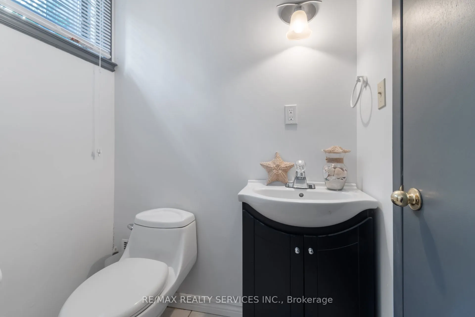 54 Audubon Street N