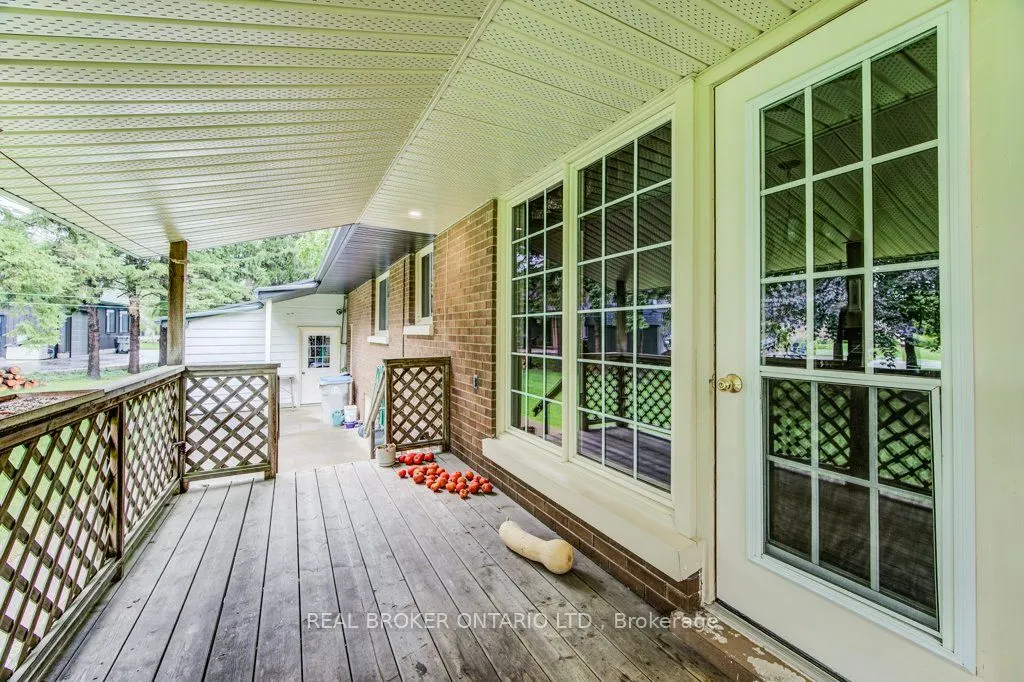 8719 164 Road