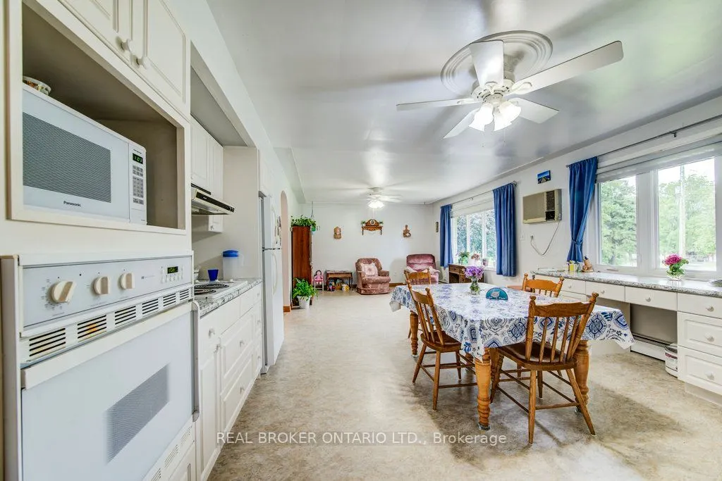 8719 164 Road