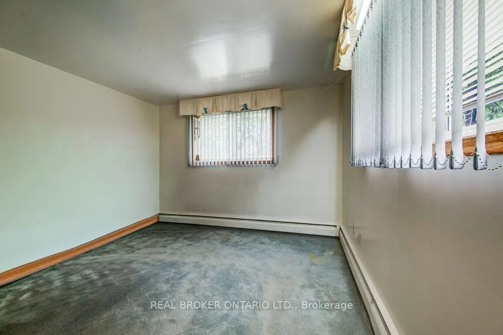 8719 164 Road